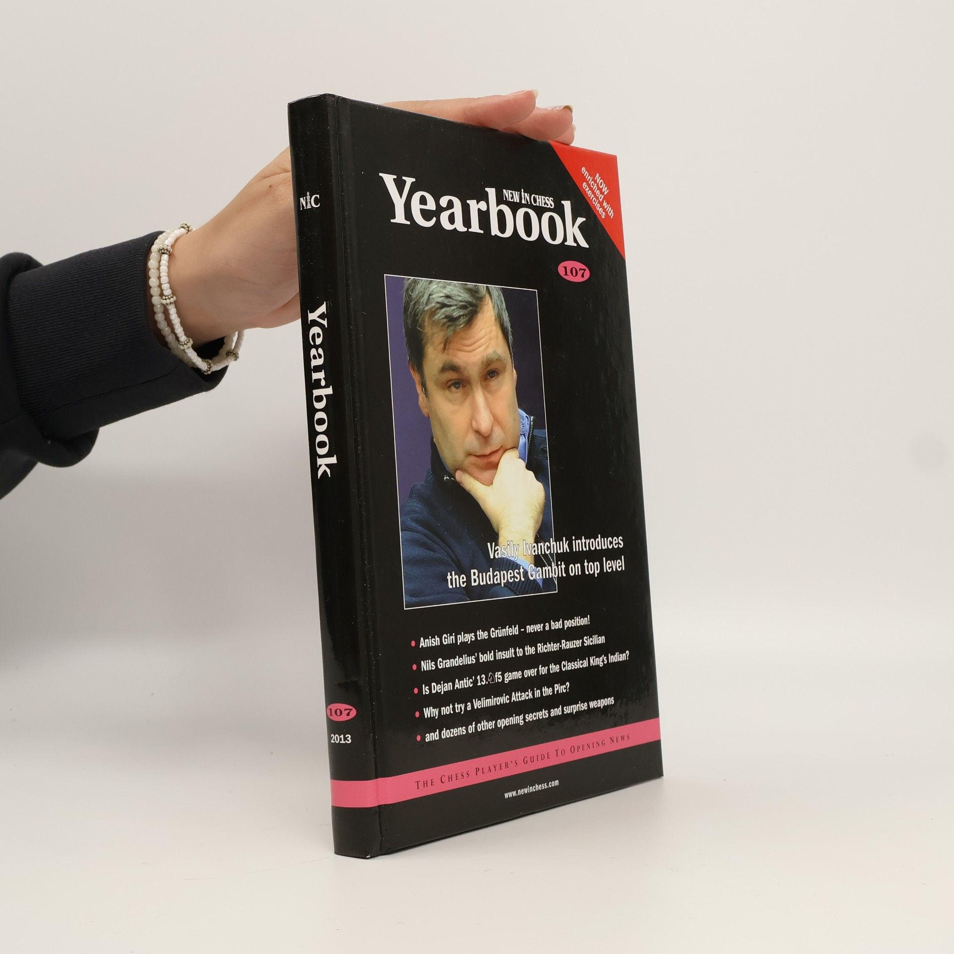 Vasily Ivanchuk New In Chess - 107: Yearbook