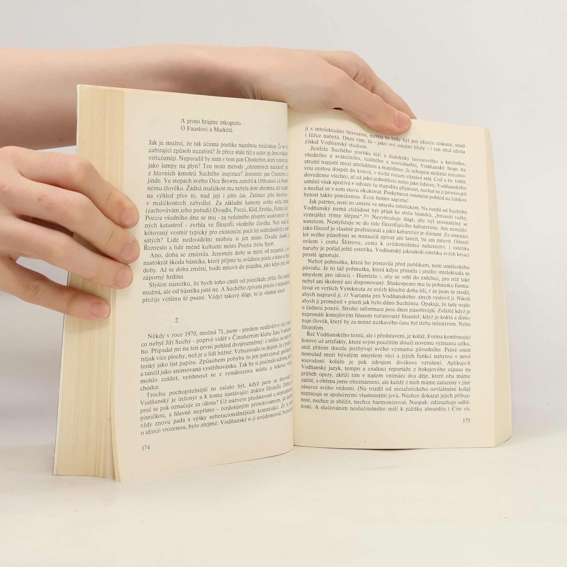 Autorenkollektiv O divadle 1. 1986-9