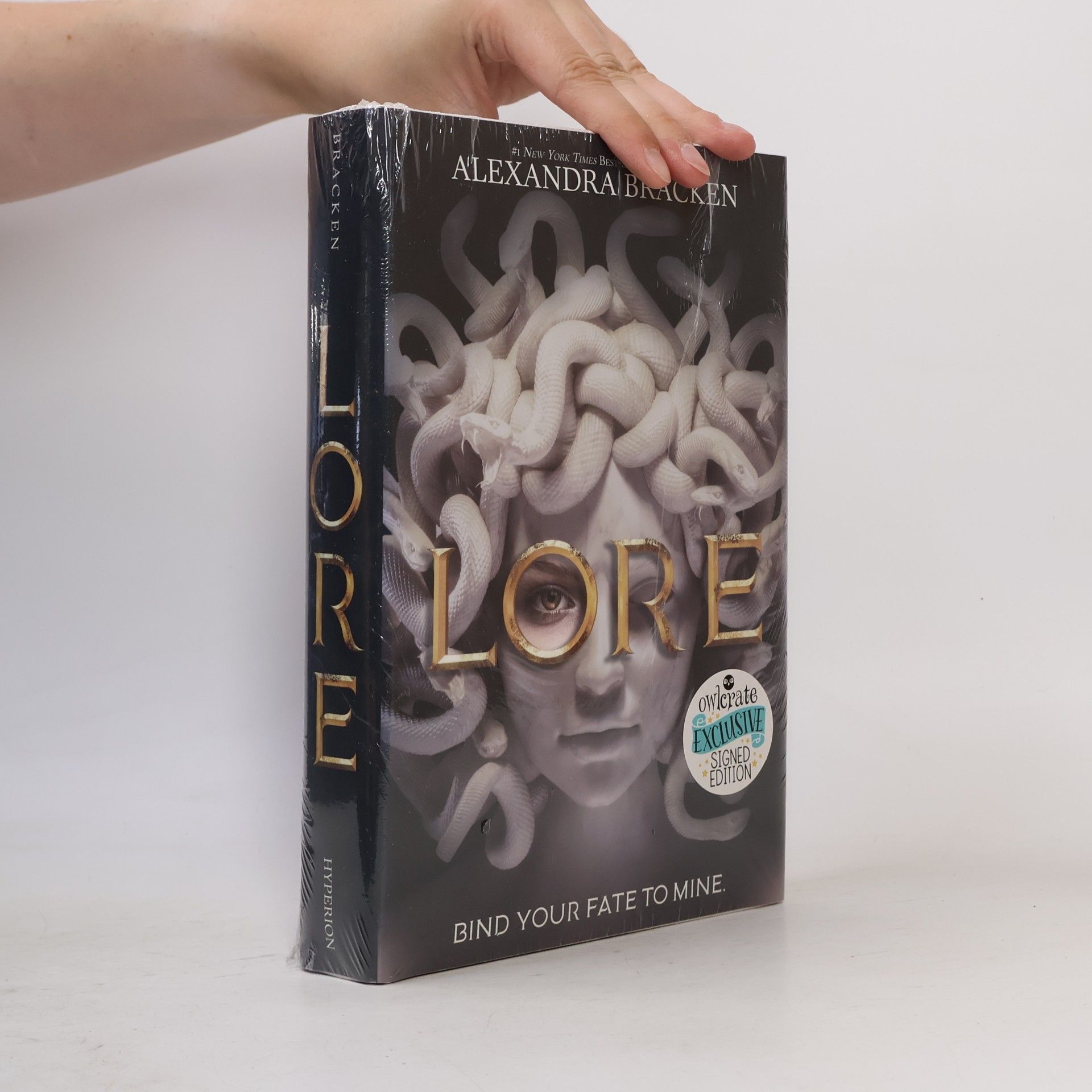 Alexandra Bracken Lore. Bind Your Fate to Mine.
