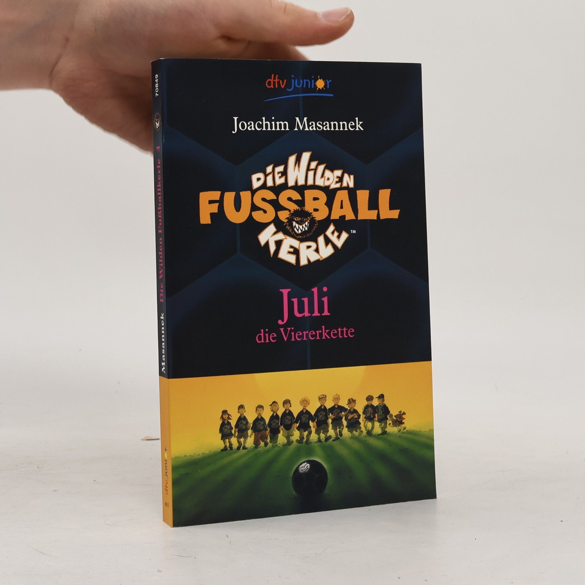 Joachim Masannek Die Wilden Fussball Kerle. Juli die Viererkette