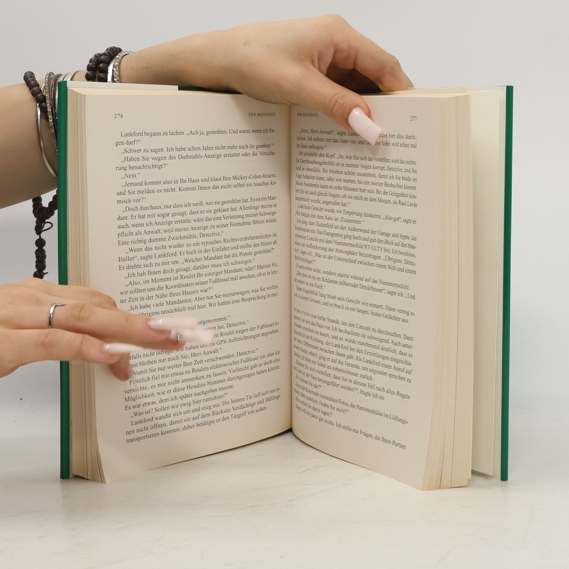 Michael Connelly Reader's Digest Auswahlbücher: Die Findelfrau. Der Mandant. Das Licht des Nordens. Der Bluthändler.