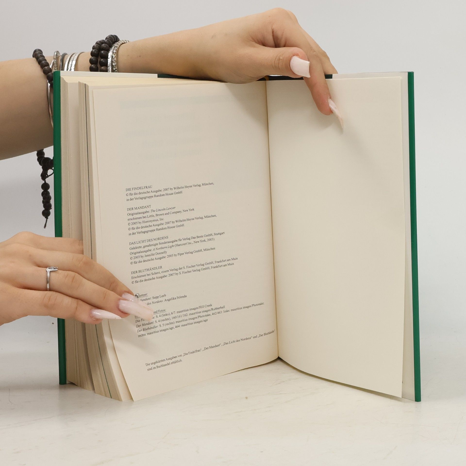 Michael Connelly Reader's Digest Auswahlbücher: Die Findelfrau. Der Mandant. Das Licht des Nordens. Der Bluthändler.