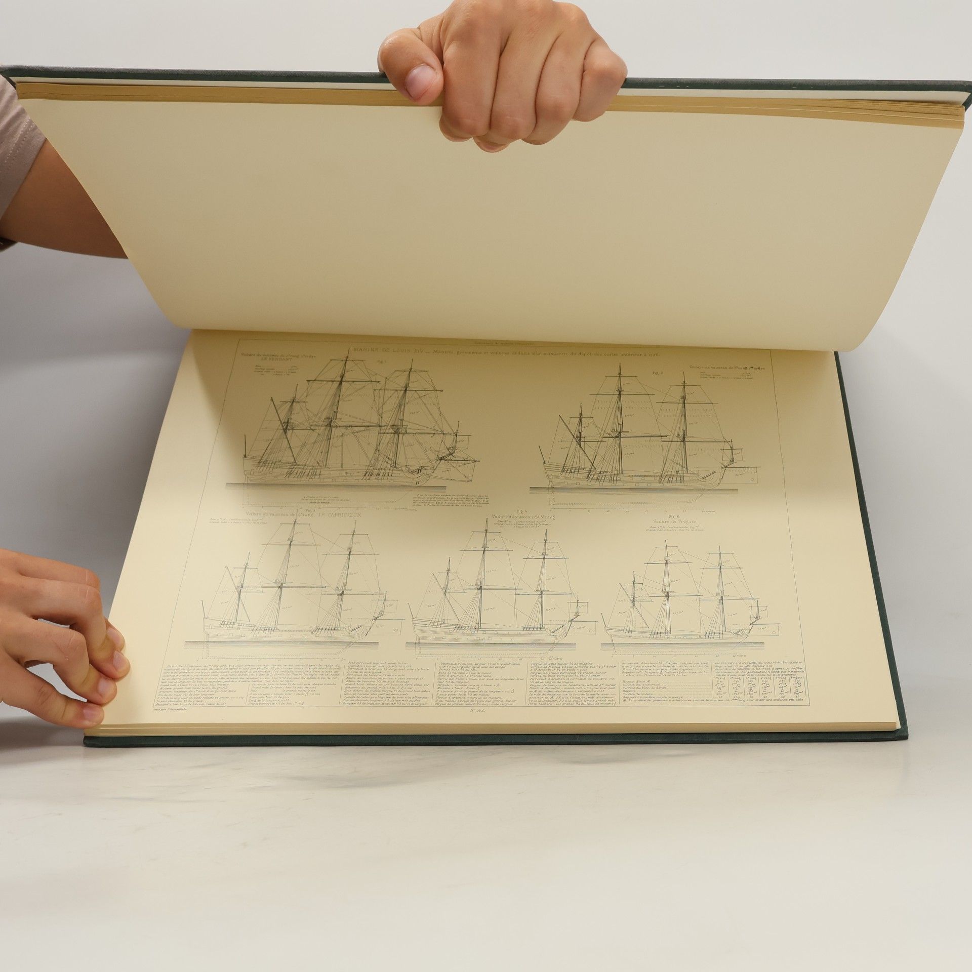 Collectif d'auteurs Souvenirs de marine. Collection de plans ou dessins de navires et de bateaux anciens ou modernes, existants ou disparus