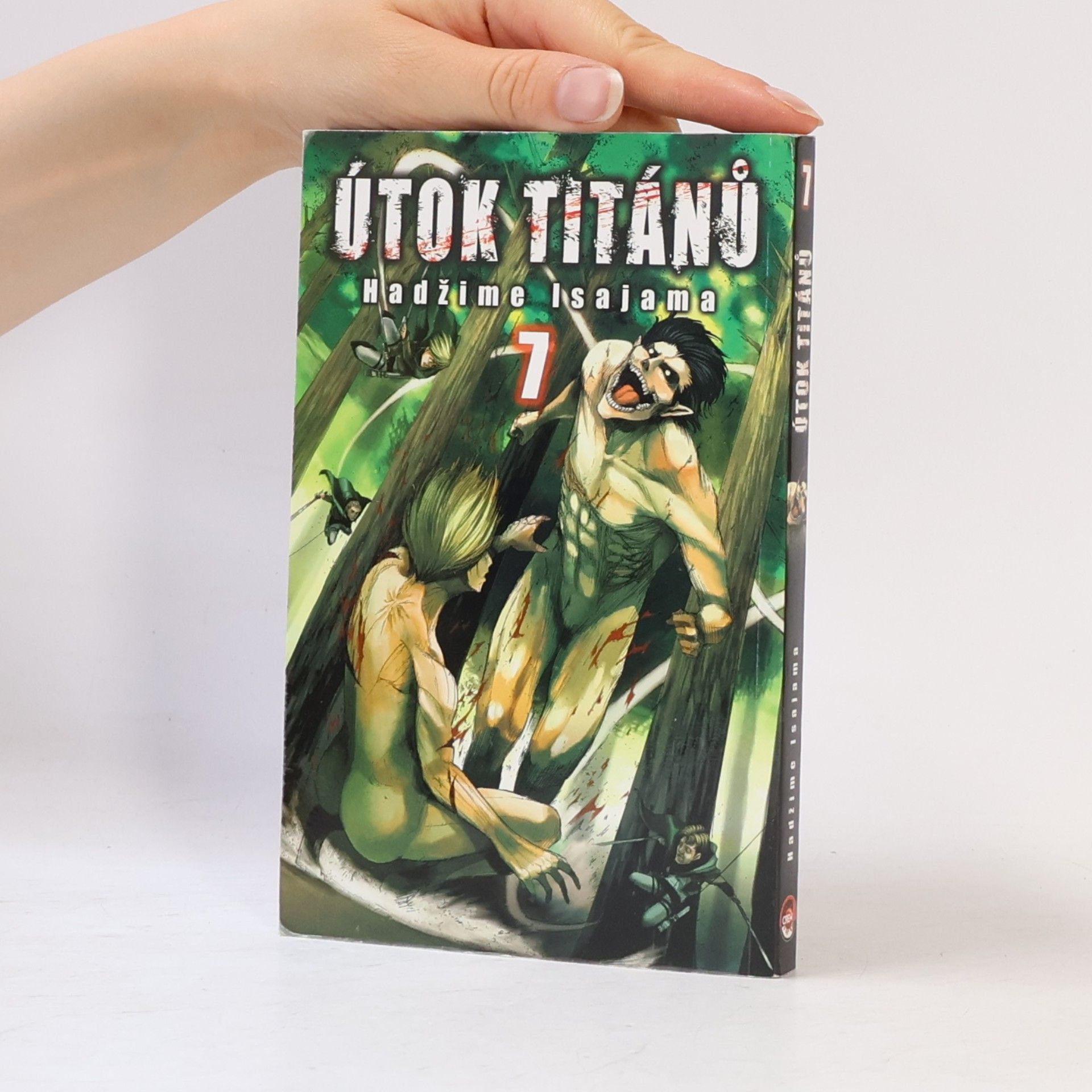 Hajime Isayama Útok titánů. 7