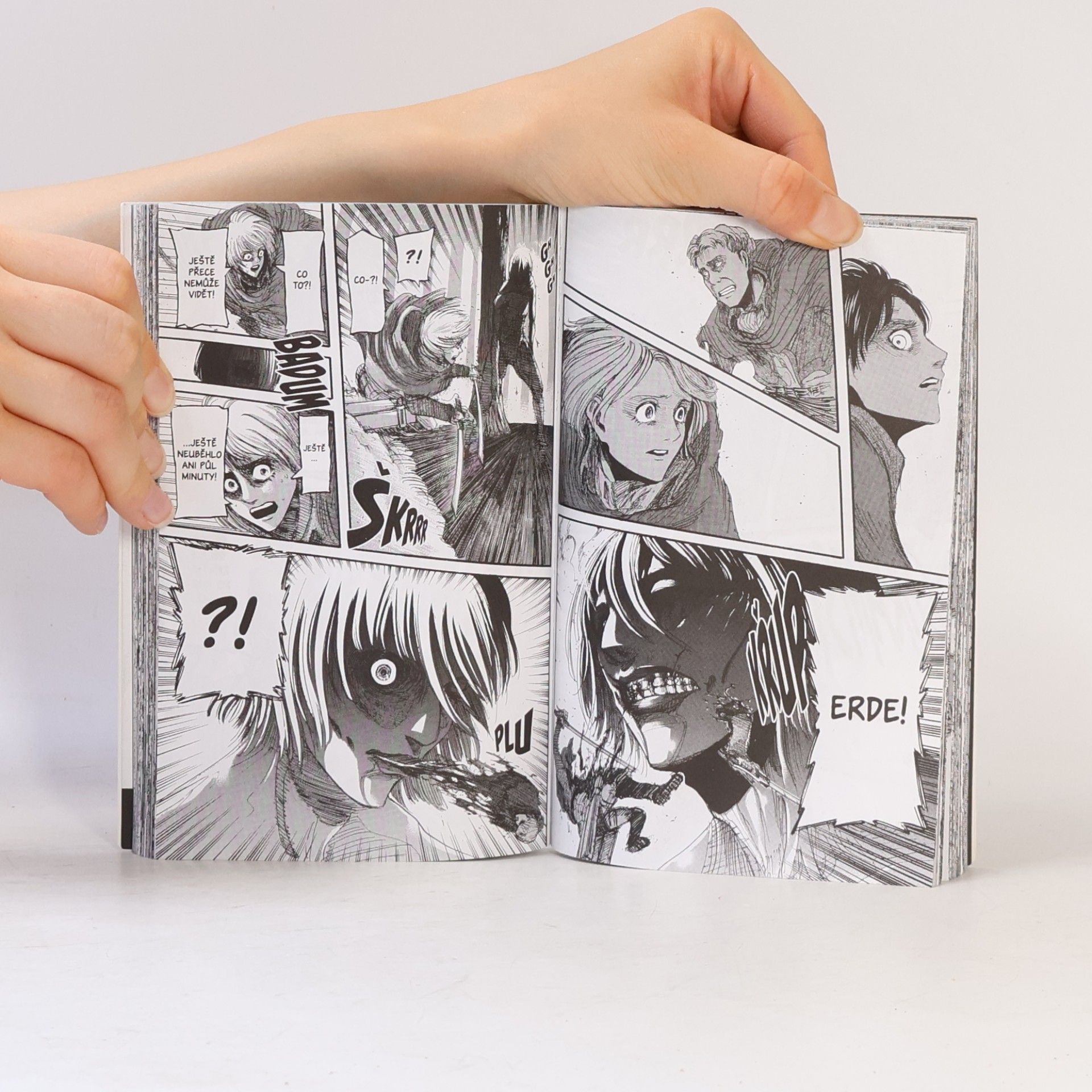 Hajime Isayama Útok titánů. 7