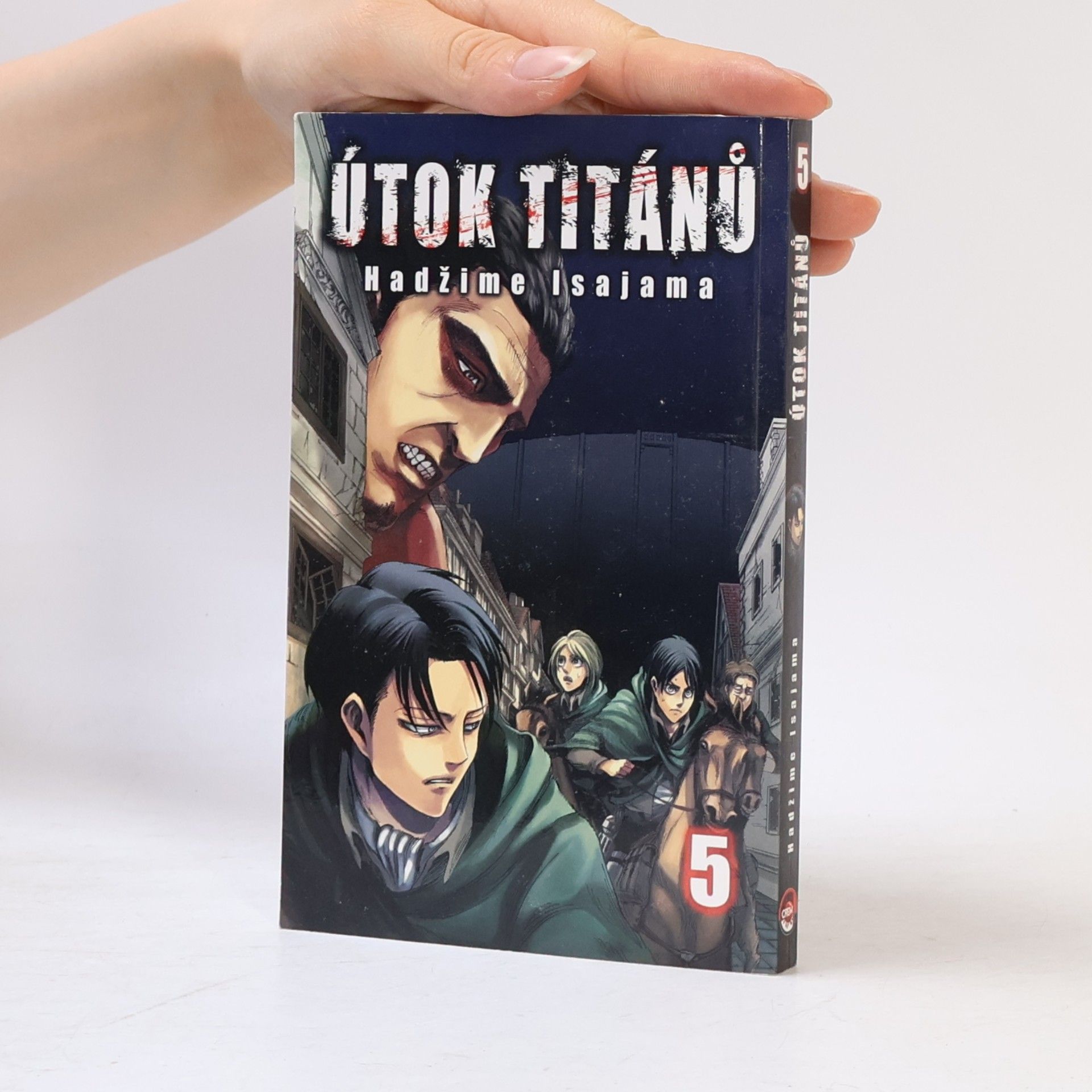 Hajime Isayama Útok titánů. 5