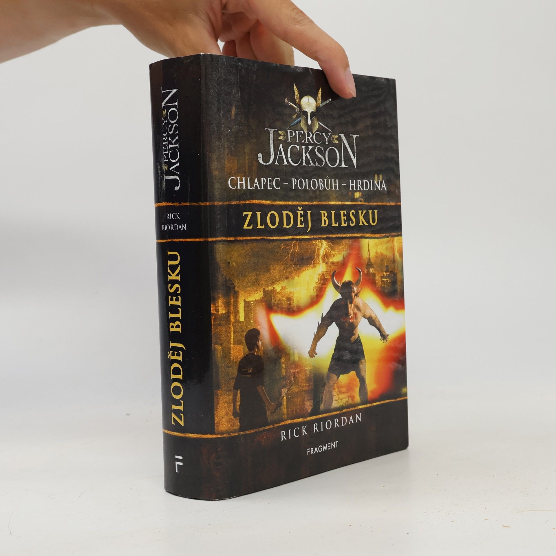 Rick Riordan Percy Jackson. Zloděj blesku