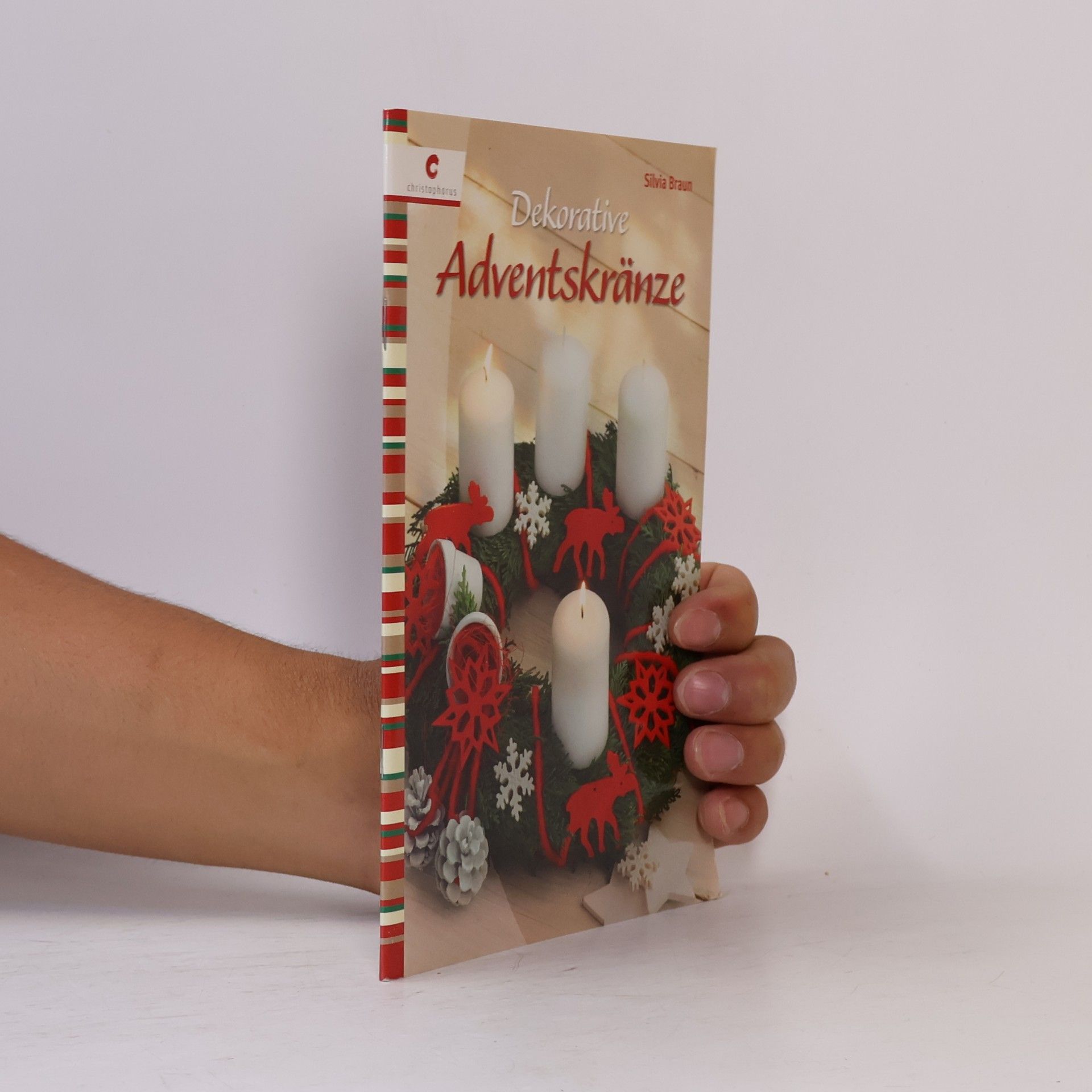 Dekorative Adventskränze
