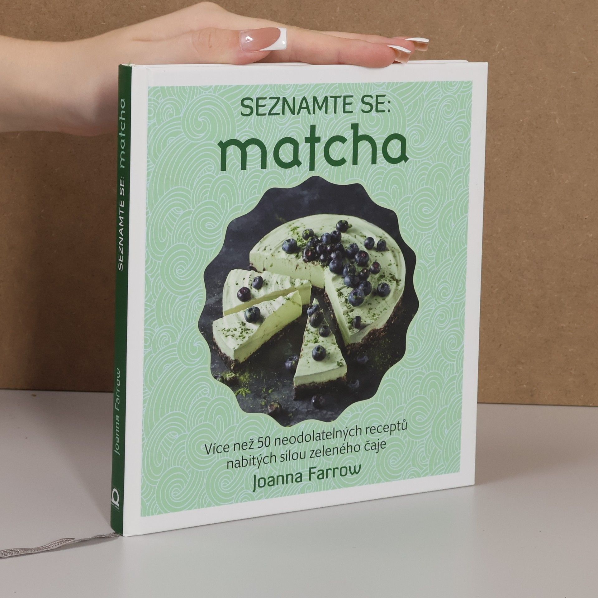 Joanna Farrow Seznamte se: matcha: Více než 50 neodolatelných receptů nabitých silou zeleného čaje