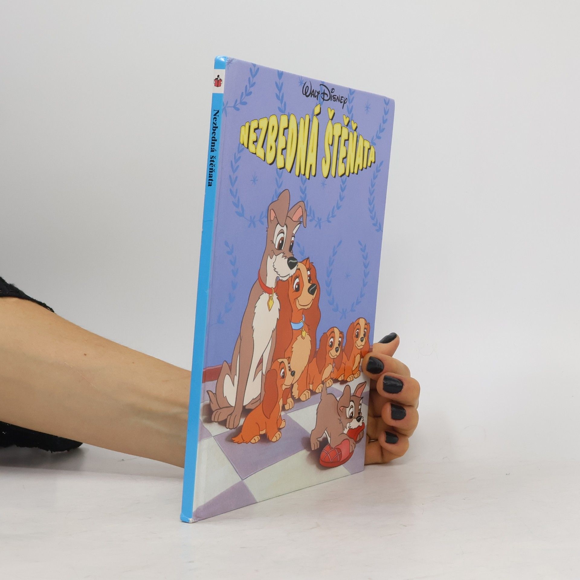 Collectif d'auteurs Nezbedná štěňata