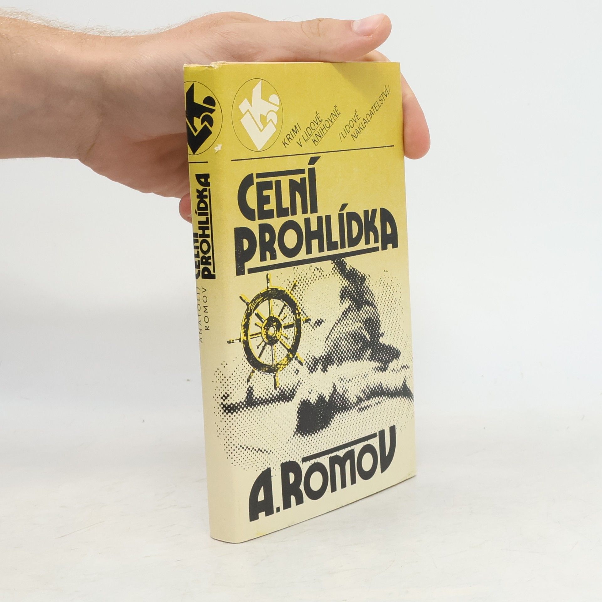 Anatolij Romov Celní prohlídka