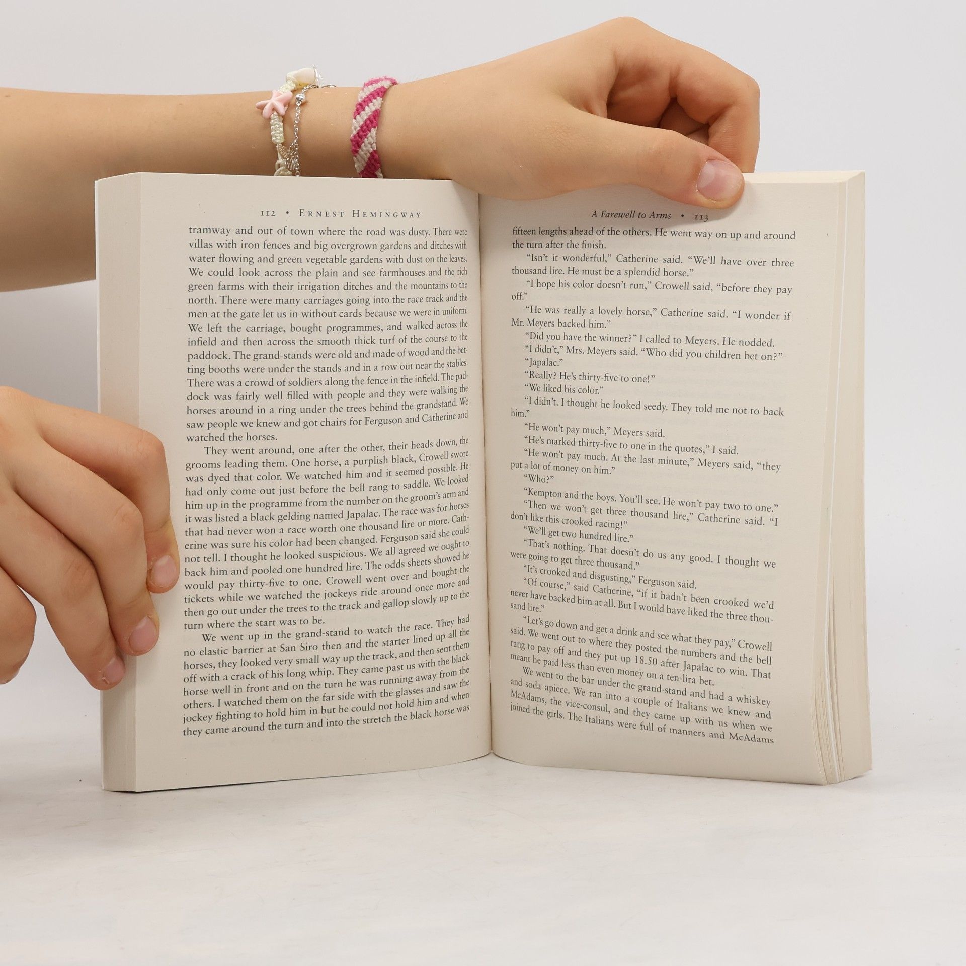 Ernest Hemingway A Farewell to Arms: The Special Edition