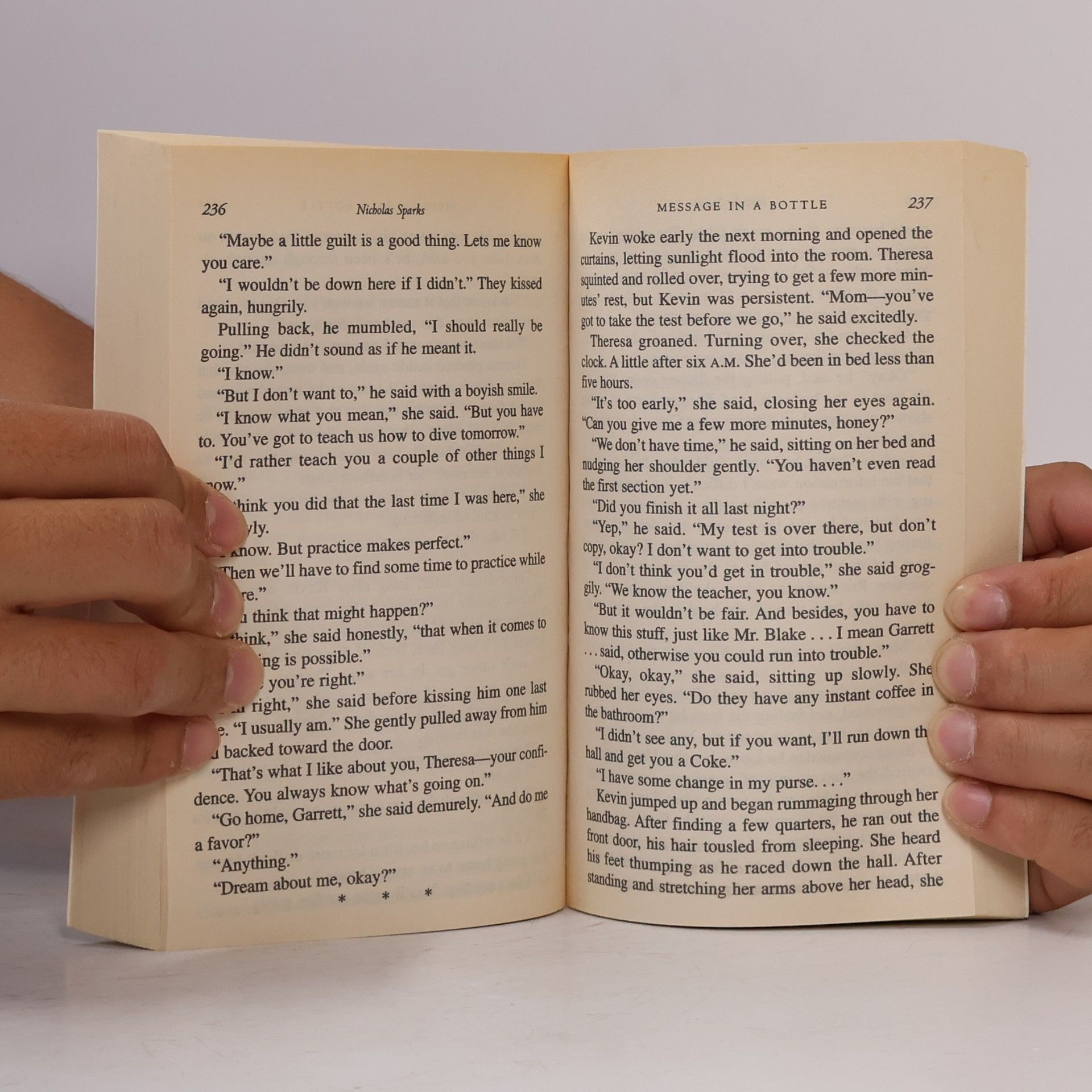 Nicholas Sparks Message in a Bottle