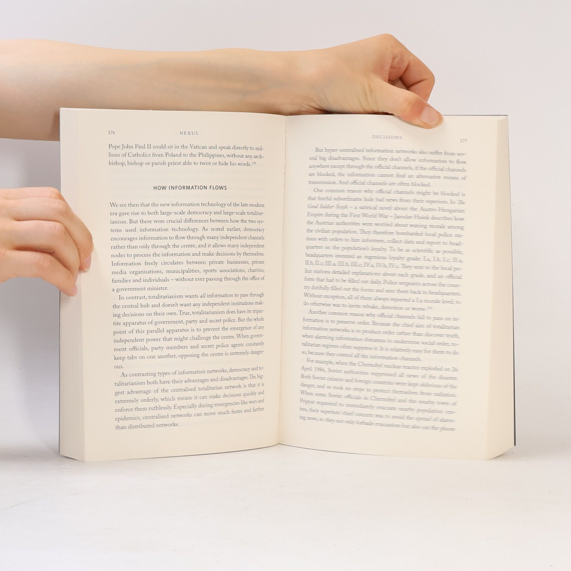 Yuval Noah Harari Nexus: A Brief History of Information Networks from the Stone Age to AI