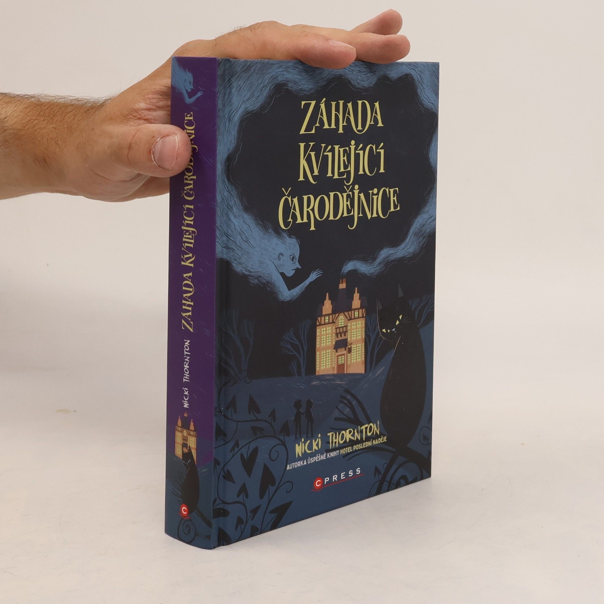 Nicki Thornton Záhada Kvílející čarodějnice