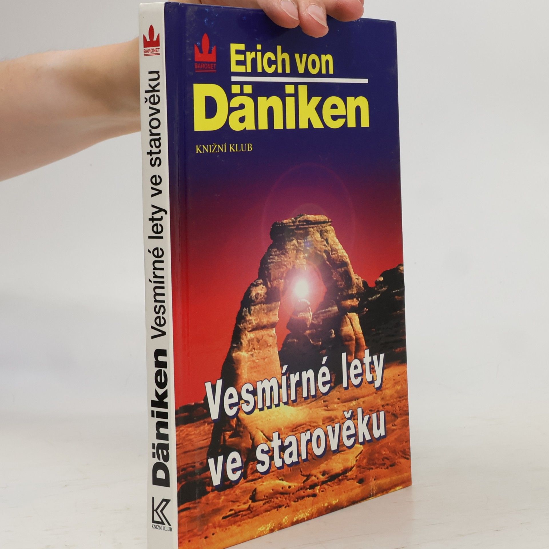 Erich von Däniken Vesmírné lety ve starověku