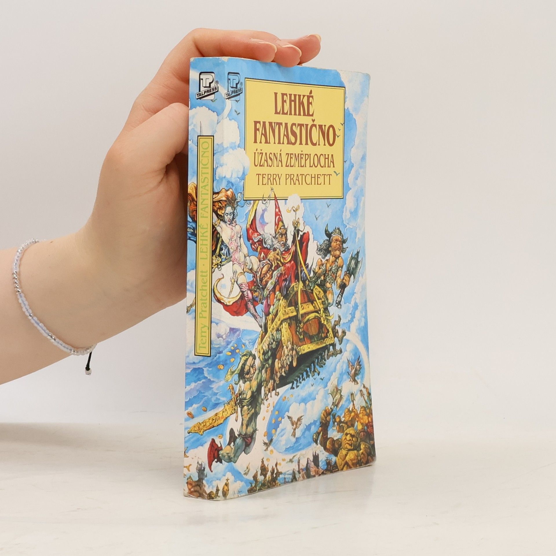 Terry Pratchett Lehké fantastično