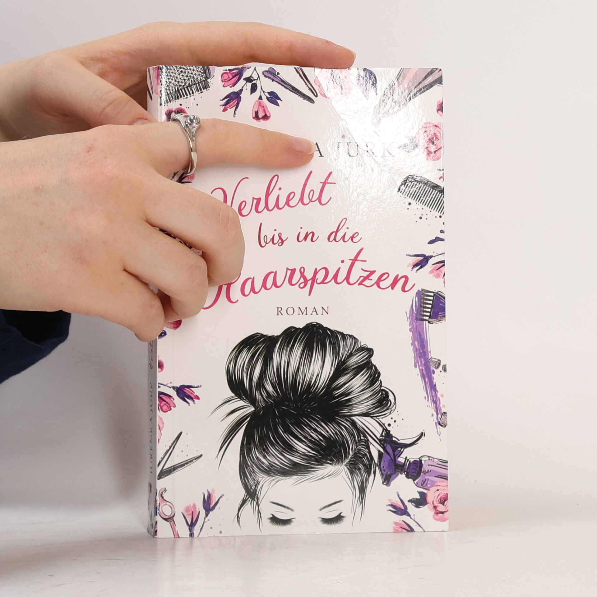 Jurenka Jurk Verliebt bis in die Haarspitzen