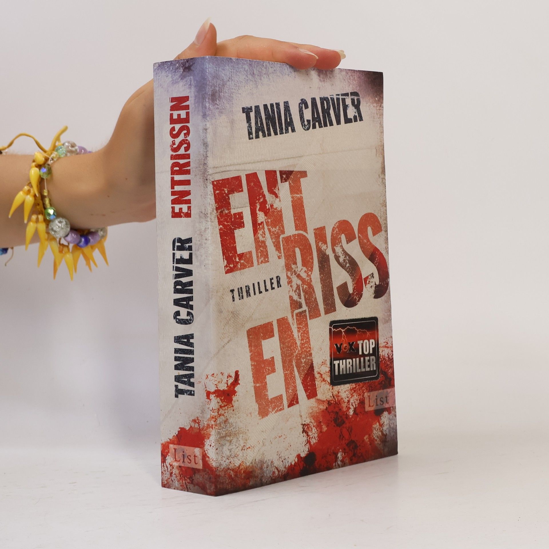 Tania Carver Entrissen