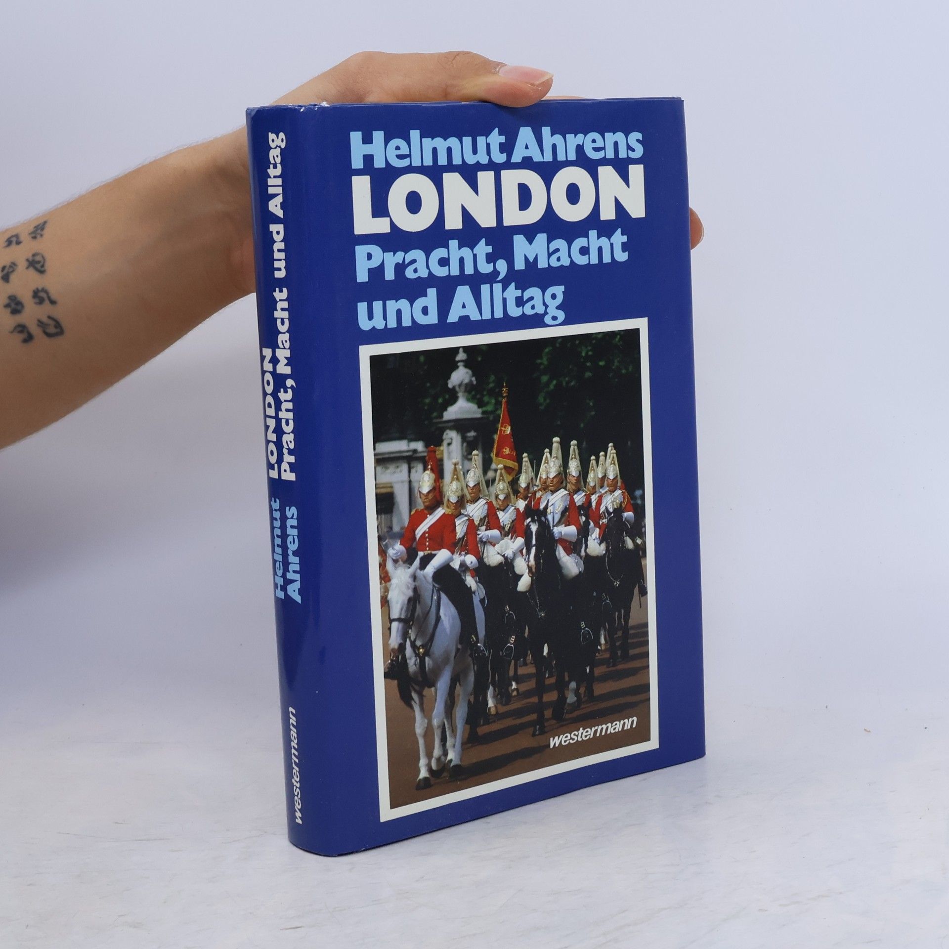 Helmut Ahrens London