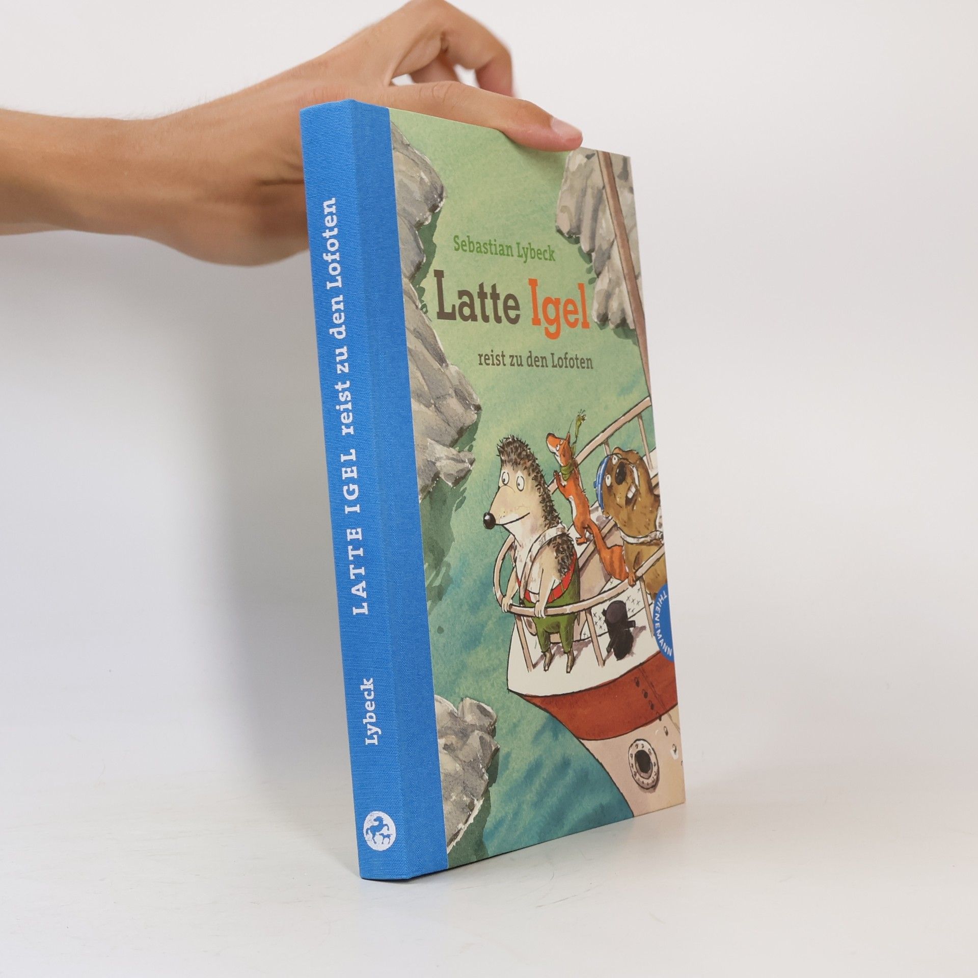 Sebastian Lybeck Latte Igel reist zu den Lofoten