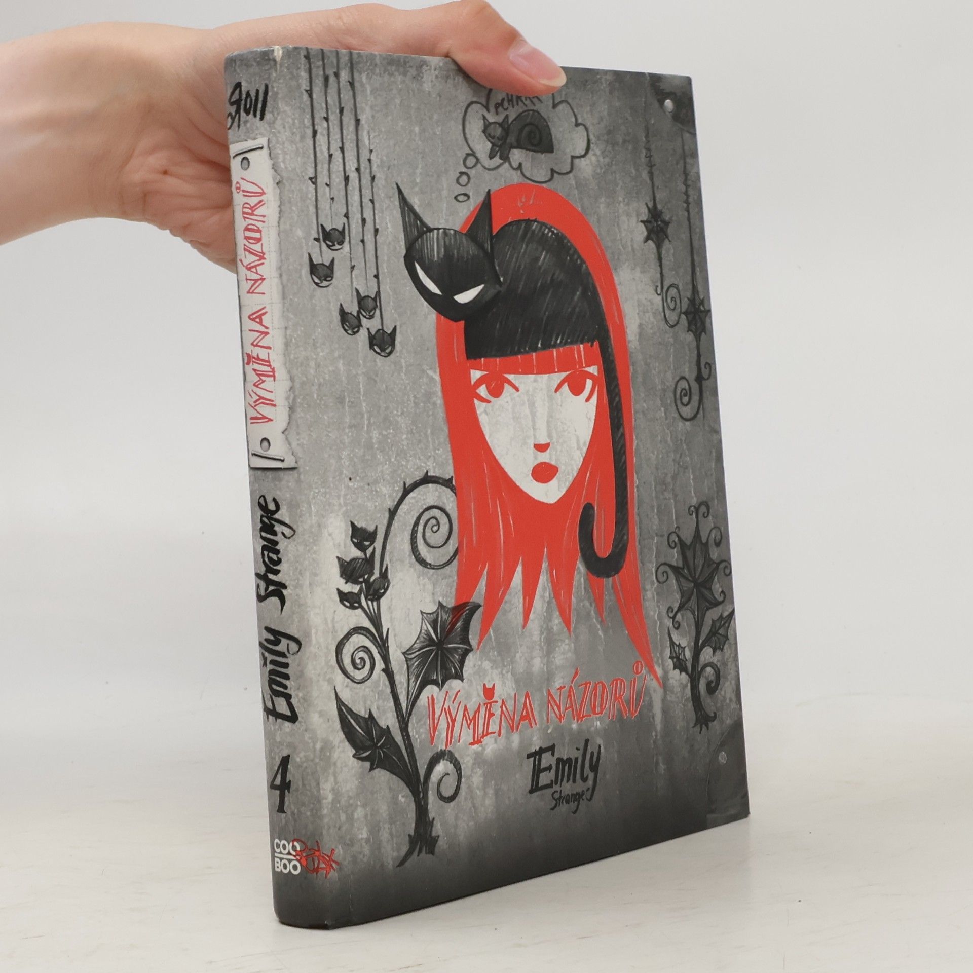Robert Reger Emily Strange. Výměna názorů