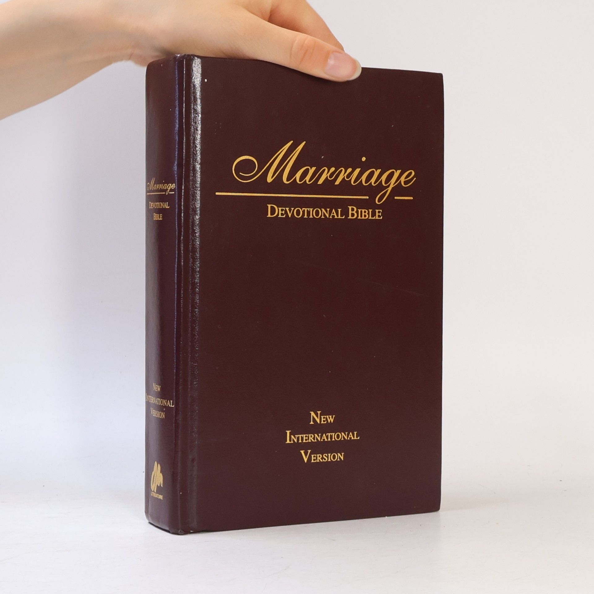 Various authors Marriage Devotional Bible