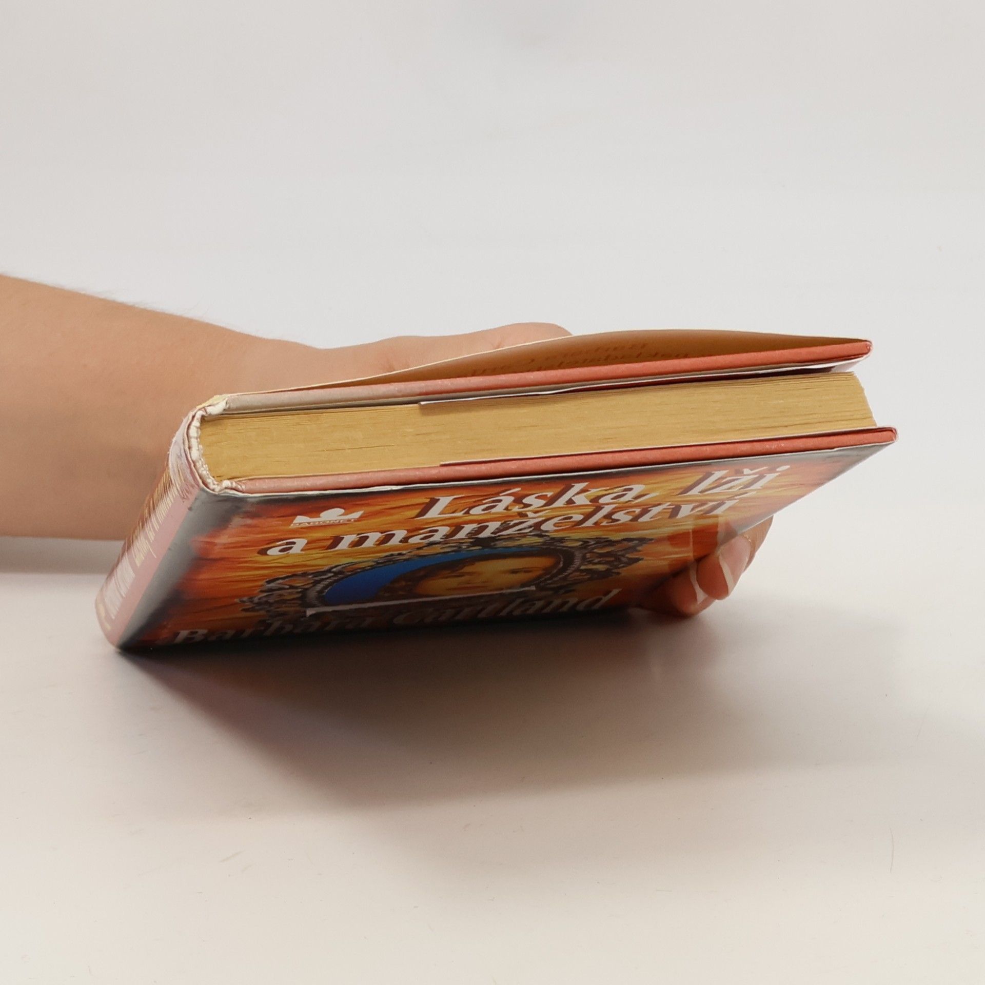 Barbara Cartland Láska, lži a manželství
