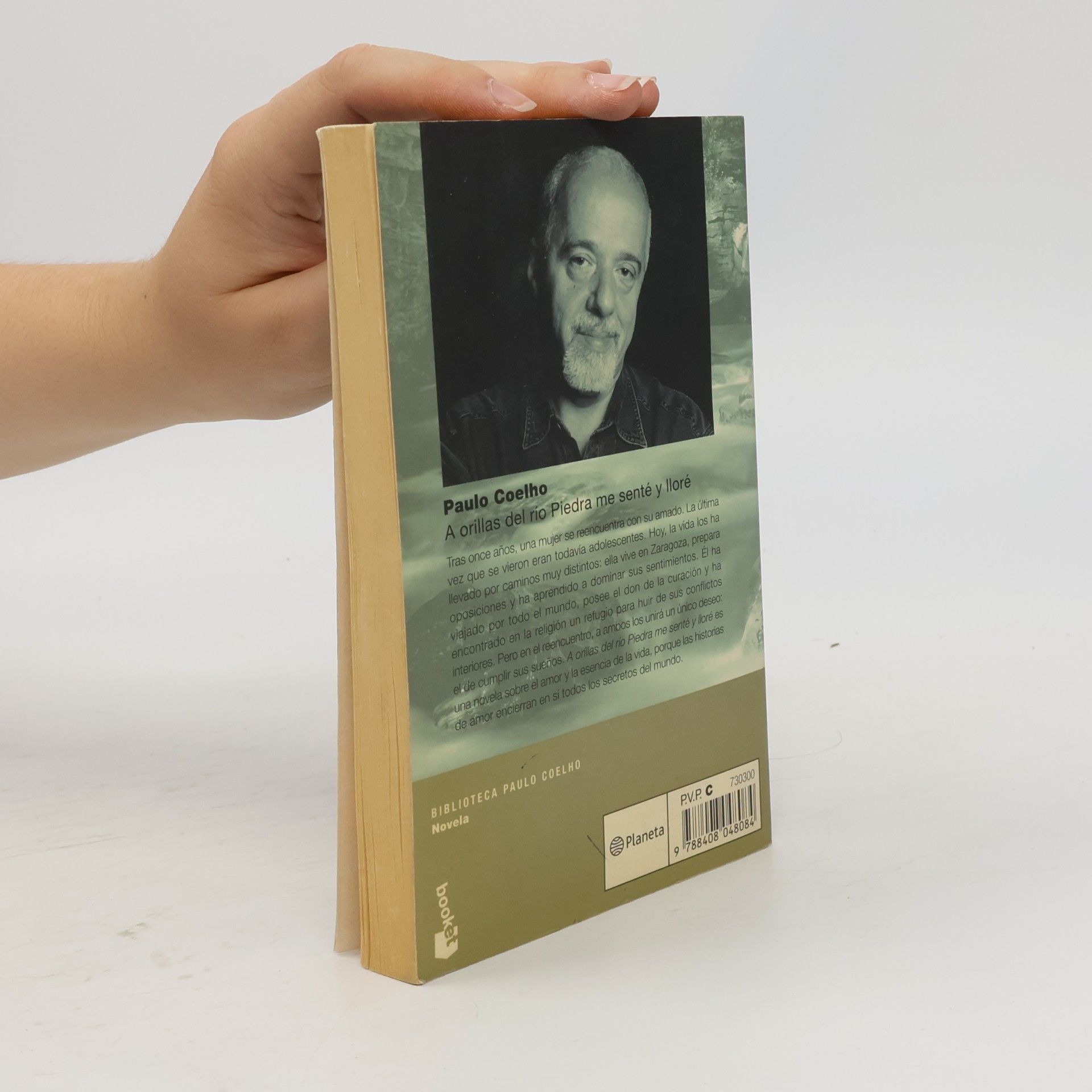 Paulo Coelho A orilla del río Piedra me senté y lloré