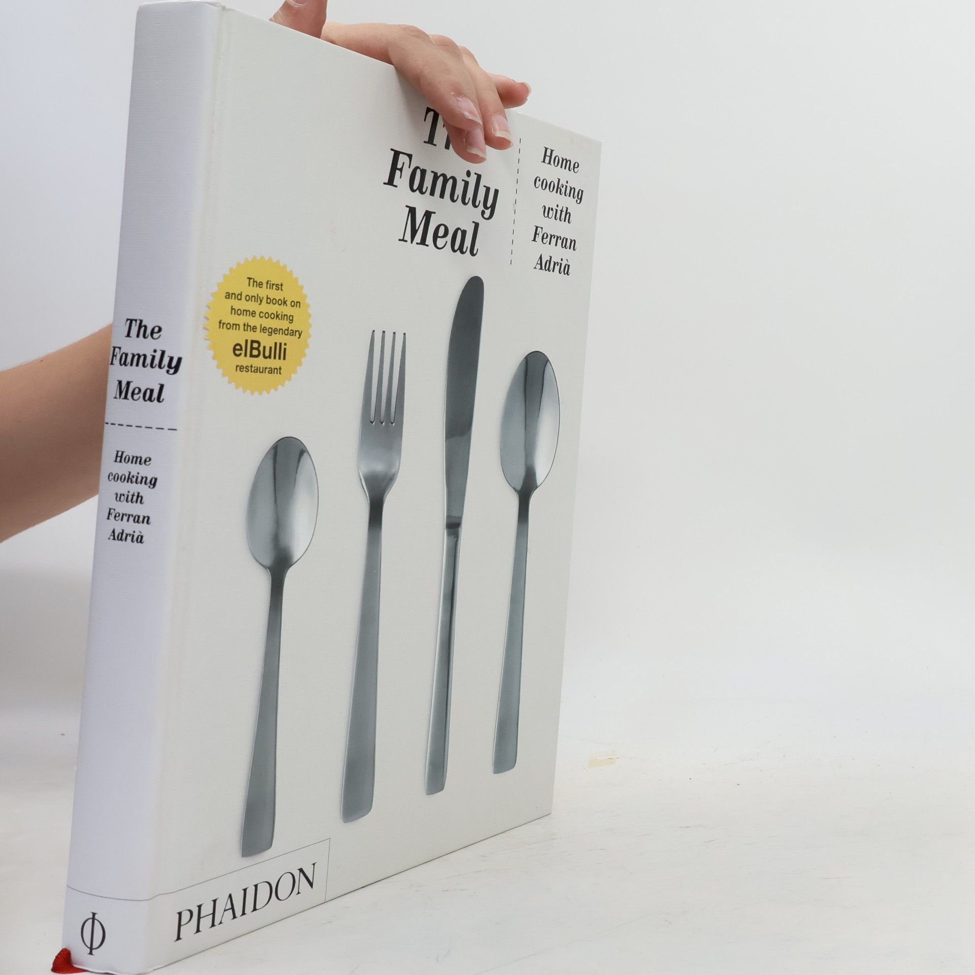 The family meal : home cooking with Ferran Adriá.