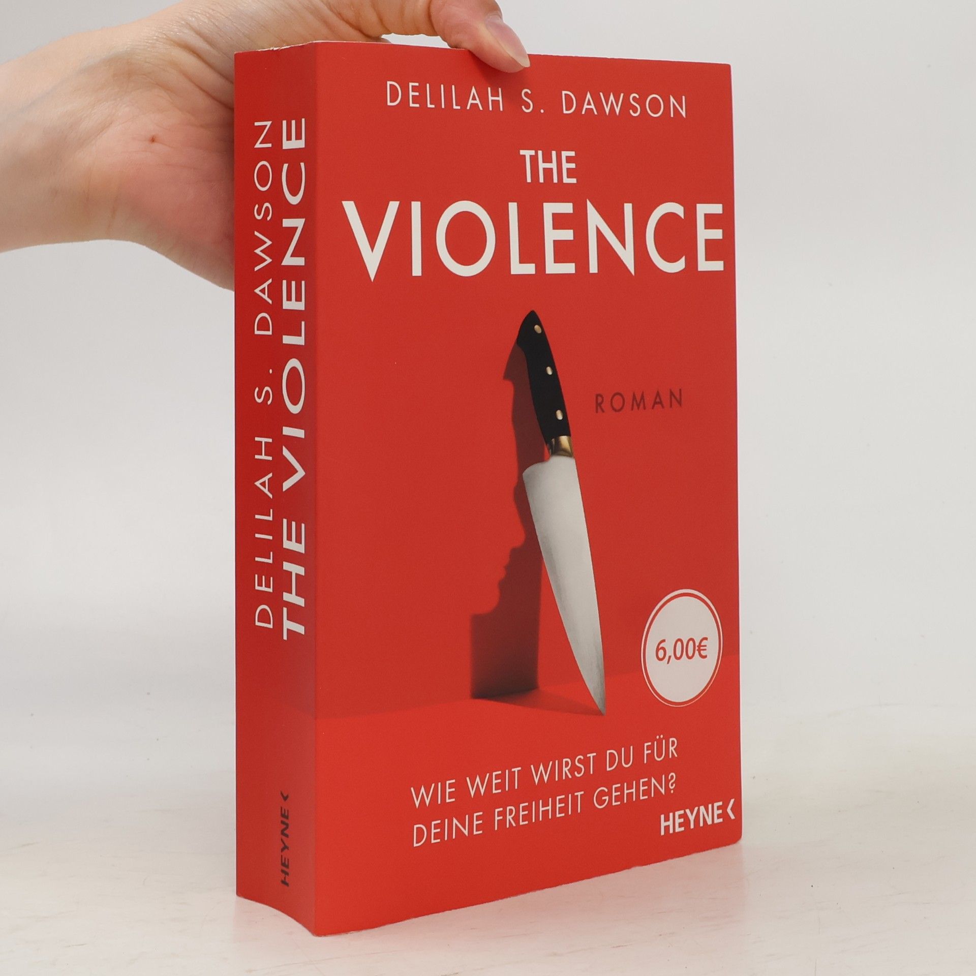 Delilah S. Dawson The violence