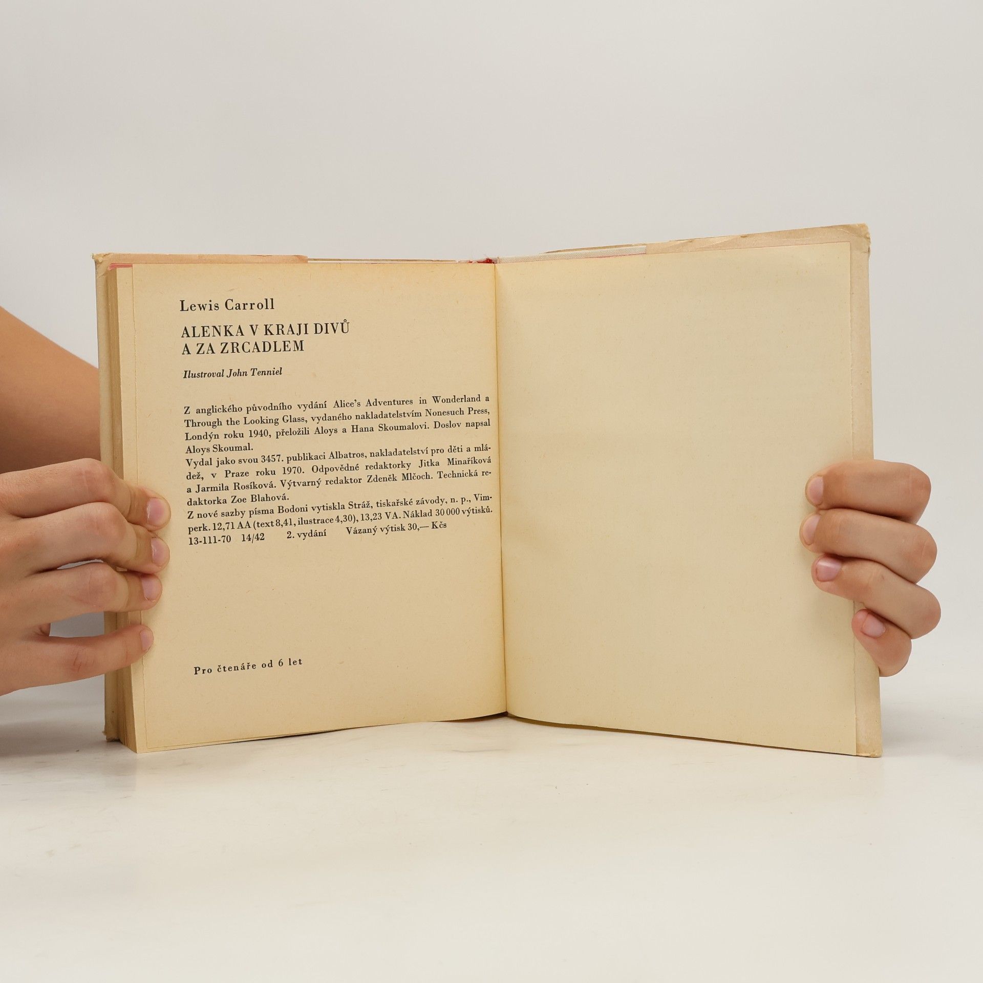 Lewis Carroll Alenka v kraji divů a za zrcadlem