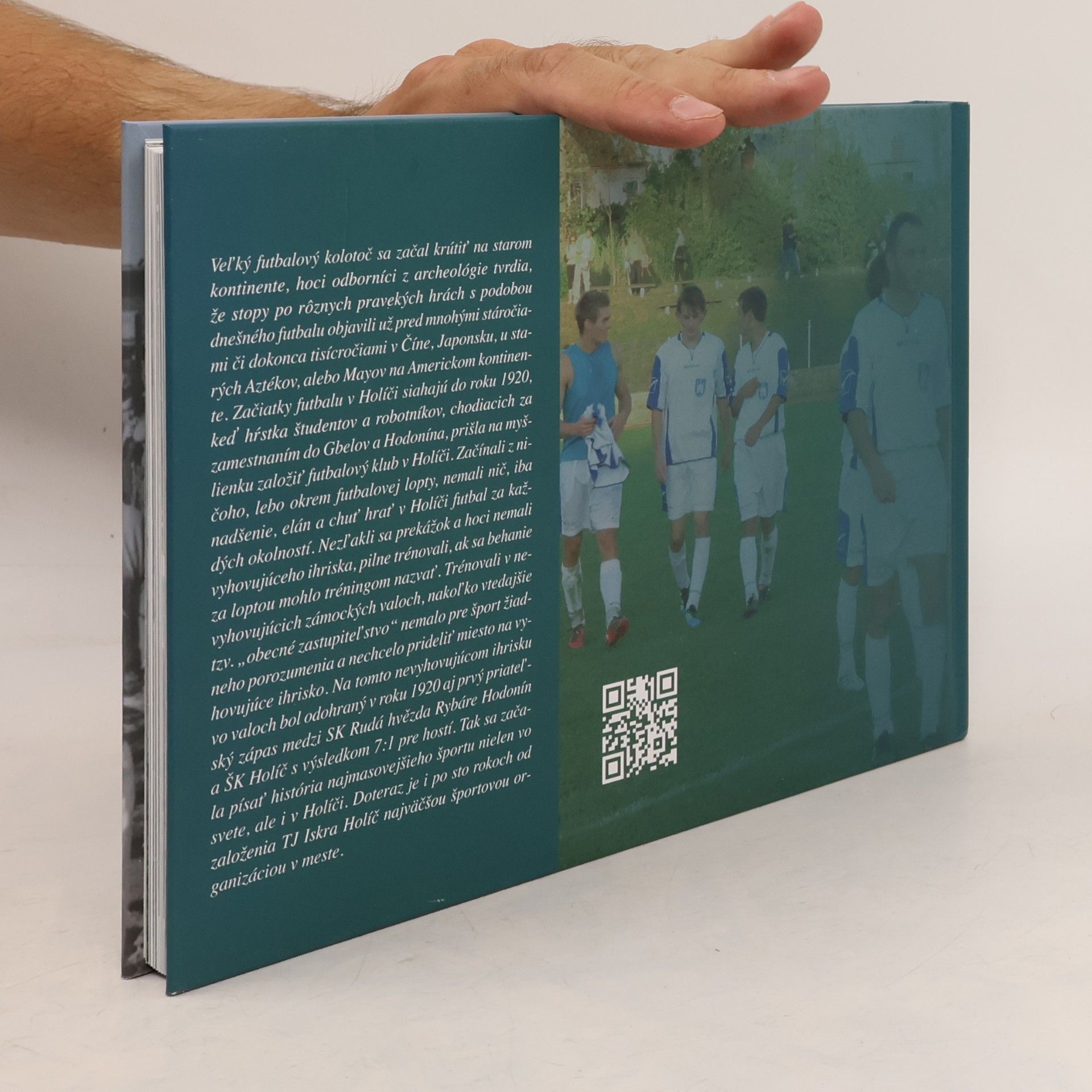 Collectif d'auteurs 100 rokov v obrazoch jedného klubu
