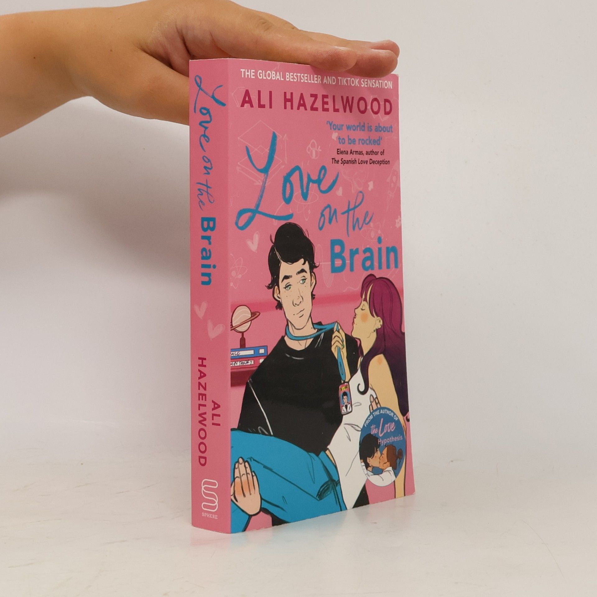 Ali Hazelwood Love on the Brain