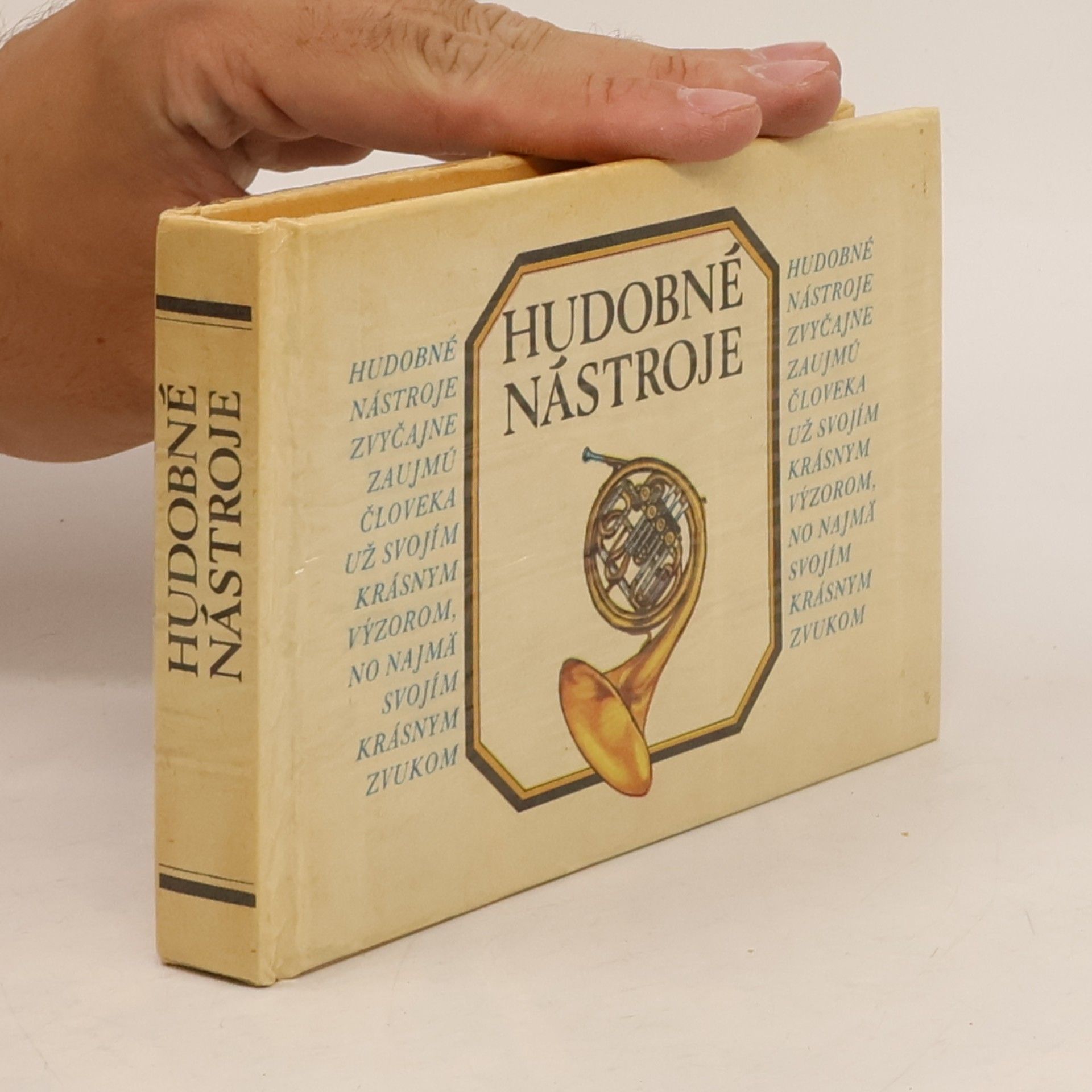 Autorenkollektiv Hudobné nástroje