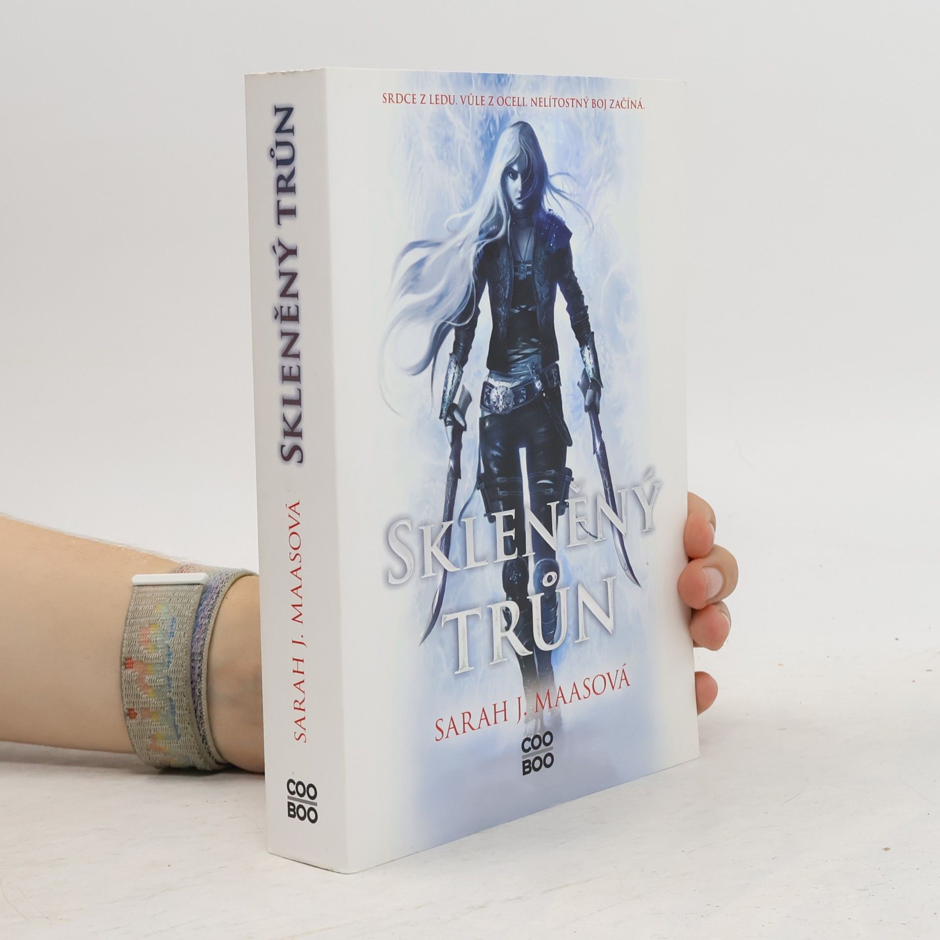 Sarah J. Maas Skleněný trůn