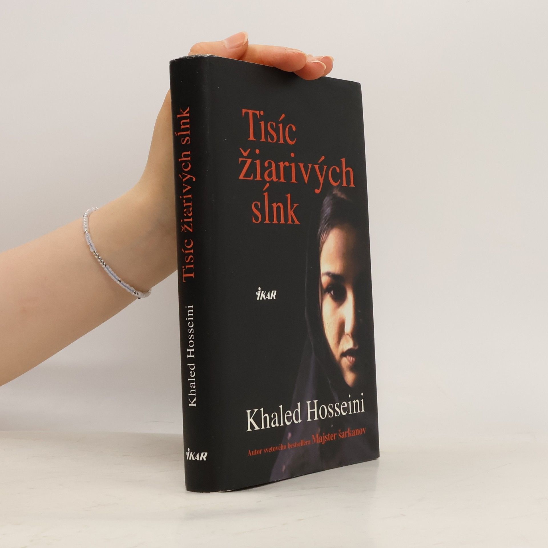 Khaled Hosseini Tisíc žiarivých sĺnk