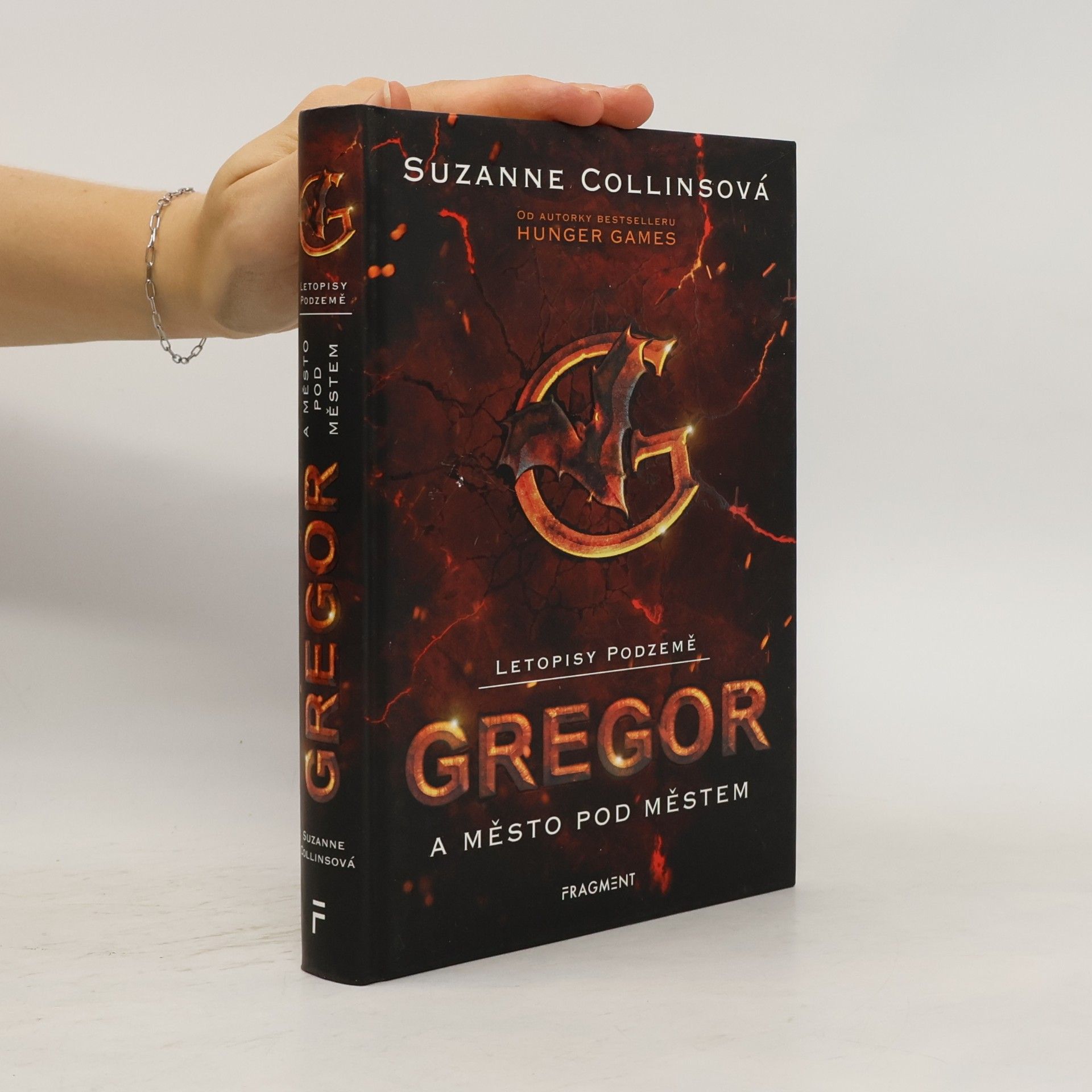 Suzanne Collins Letopisy Podzemě. Gregor a město pod městem