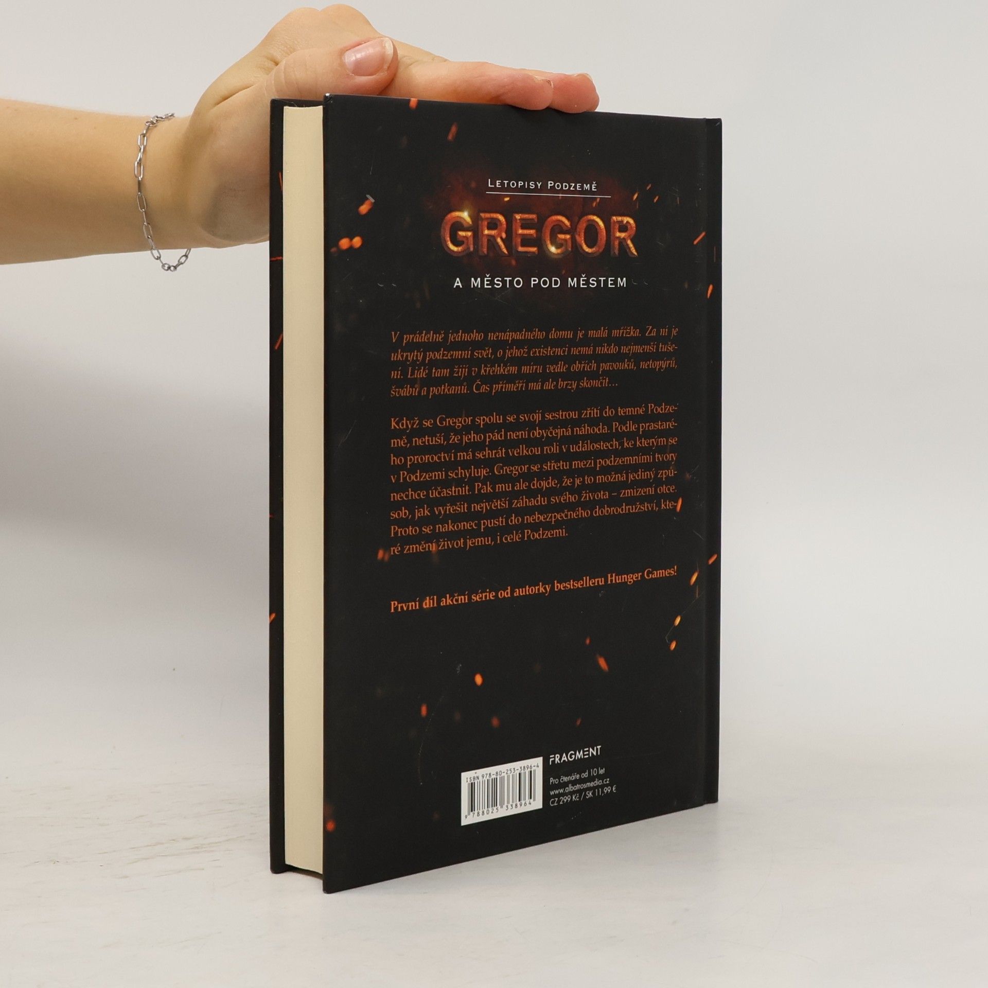 Suzanne Collins Letopisy Podzemě. Gregor a město pod městem
