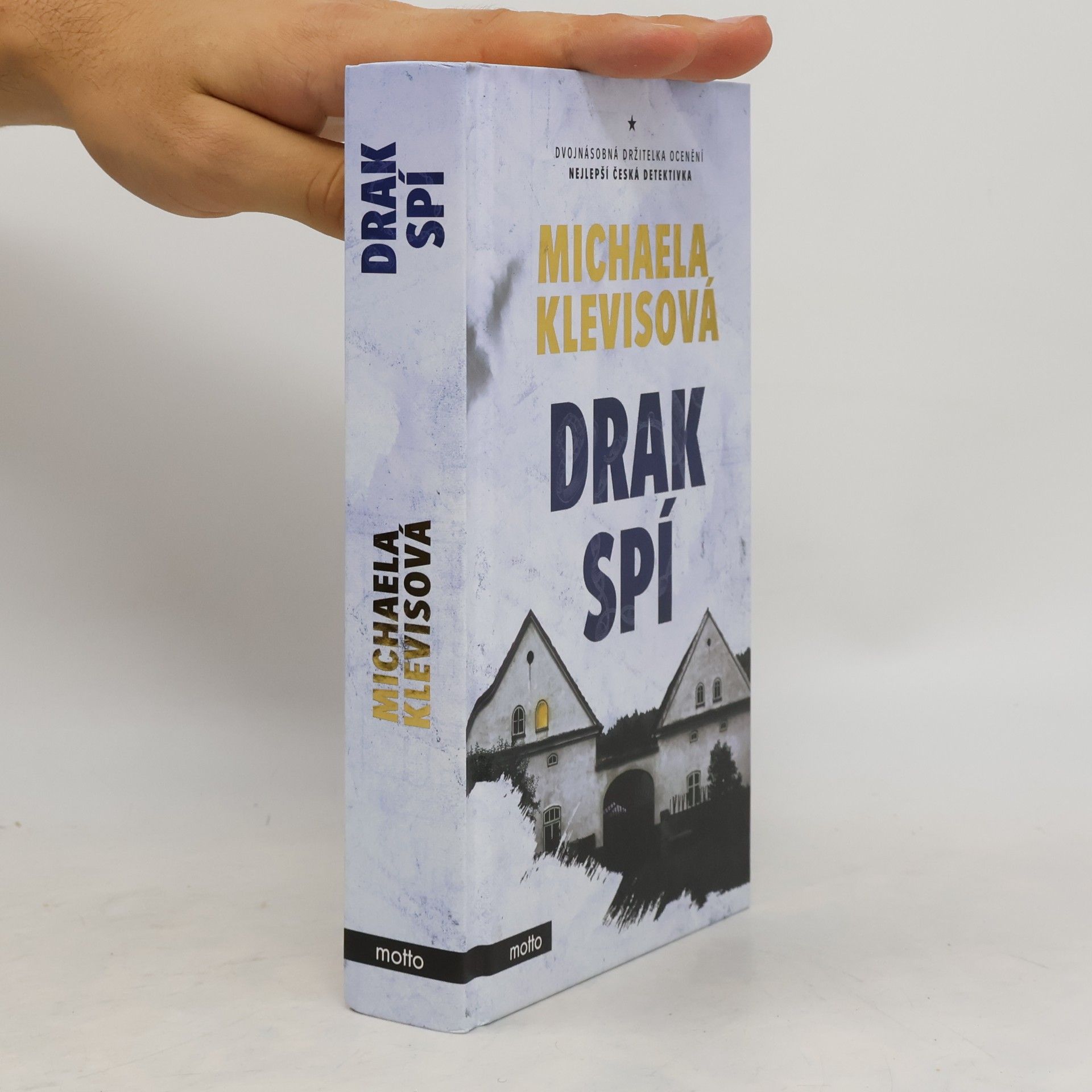 Michaela Klevisová Drak spí