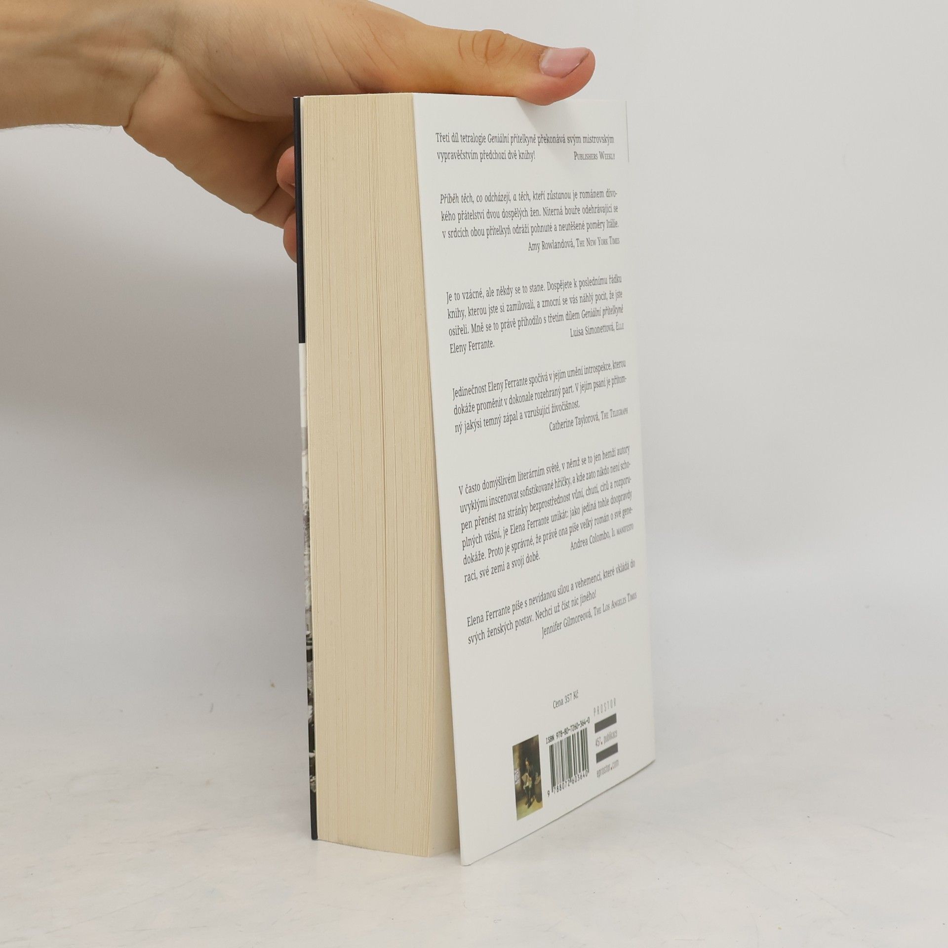 Elena Ferrante Geniální přítelkyně 3. Příběh těch, co odcházejí, a těch, kteří zůstanou
