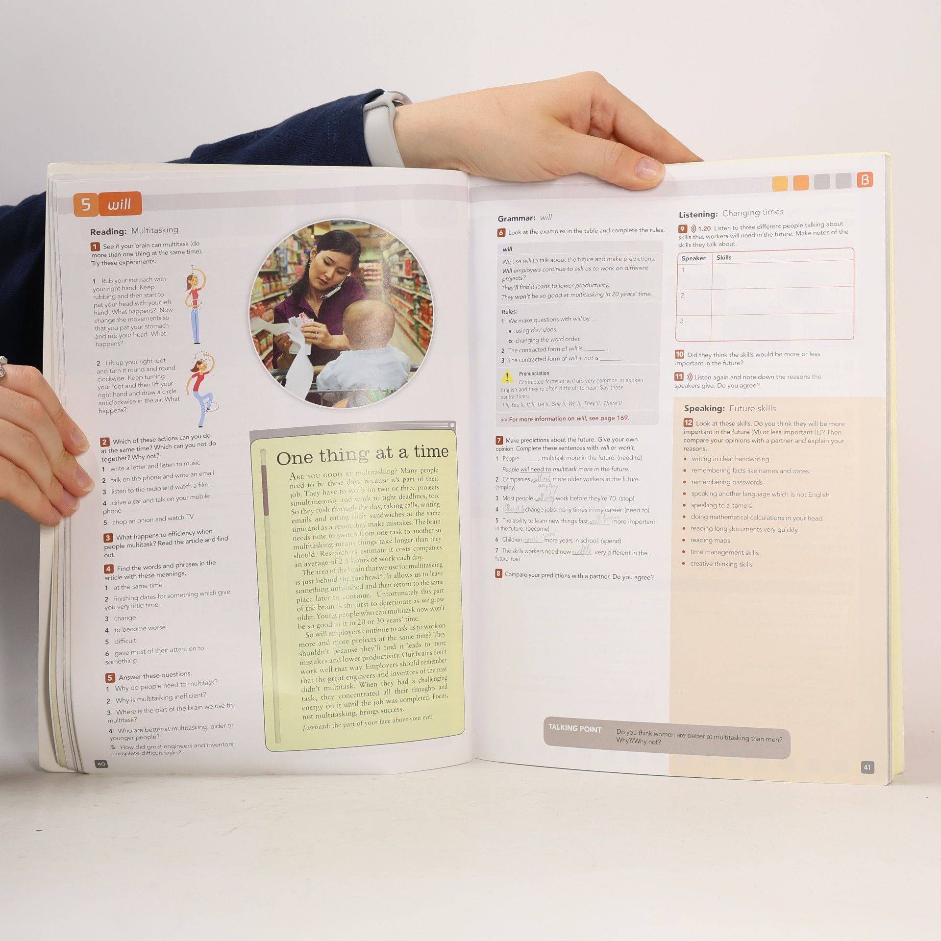 Vicki Hollett Lifestyle: English for work, socializing & travel. Pre-intermedite Coursebook
