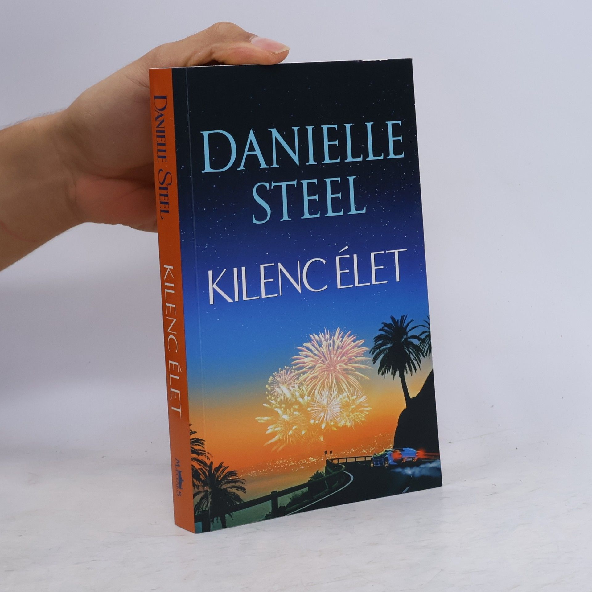 Danielle Steelová Kilenc élet