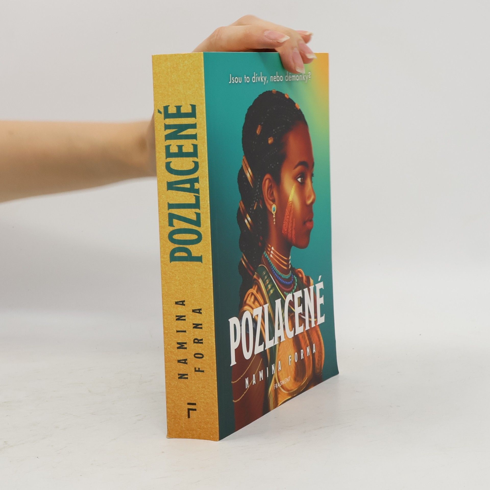 Namina Forna Pozlacené