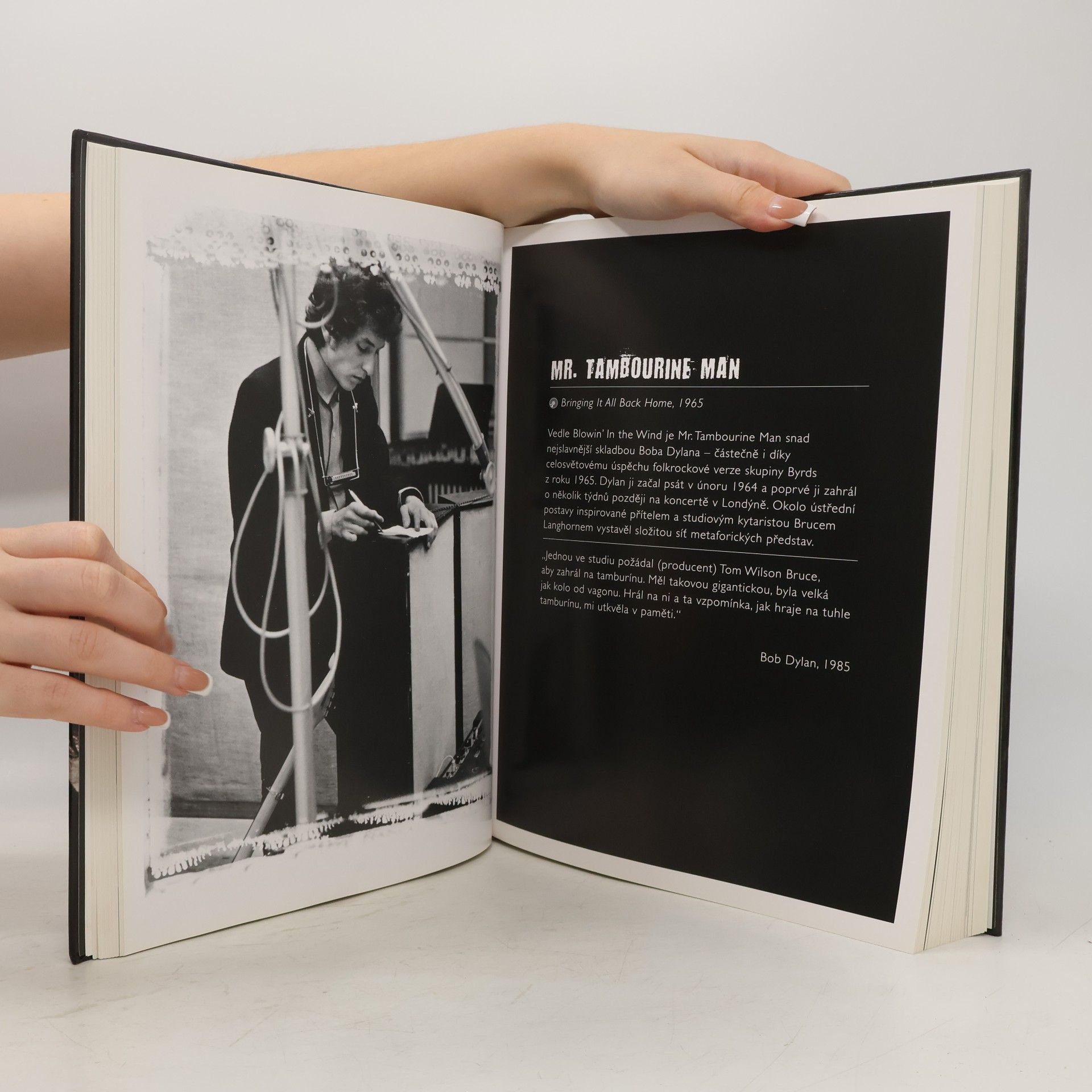 Bob Dylan Dylan: 100 písní a fotografií