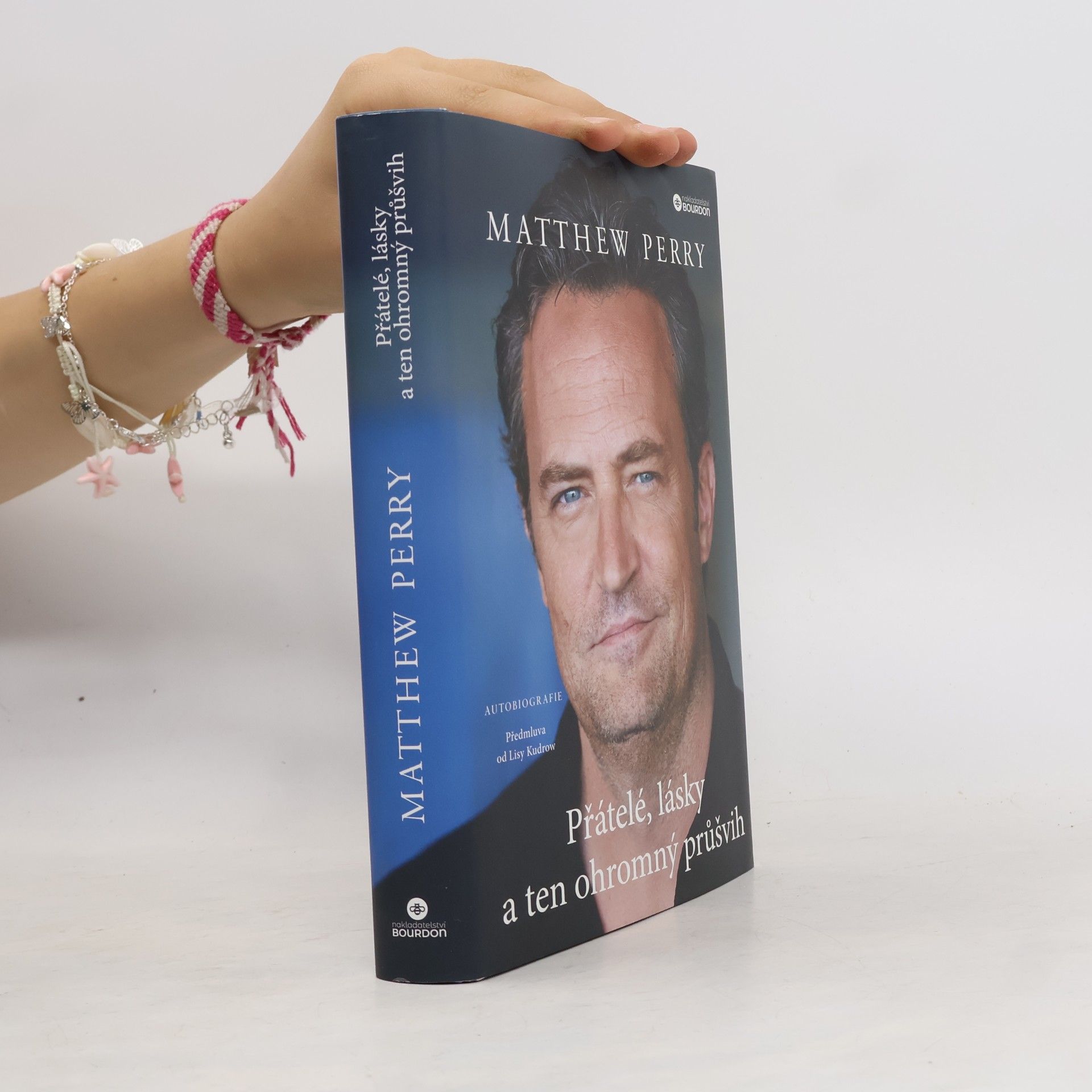 Matthew Perry Přátelé, lásky a ten ohromný průšvih