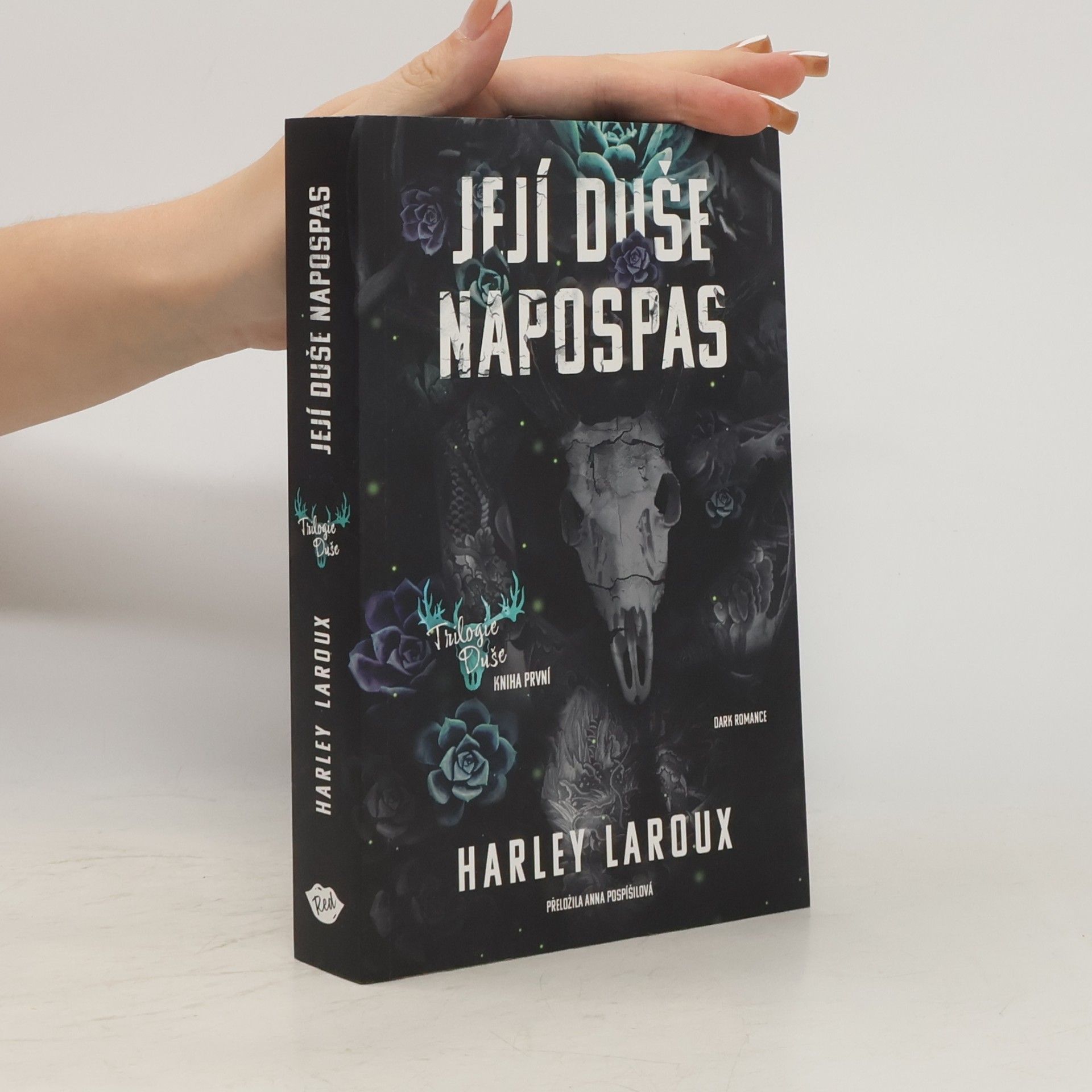 Harley Laroux Její duše napospas