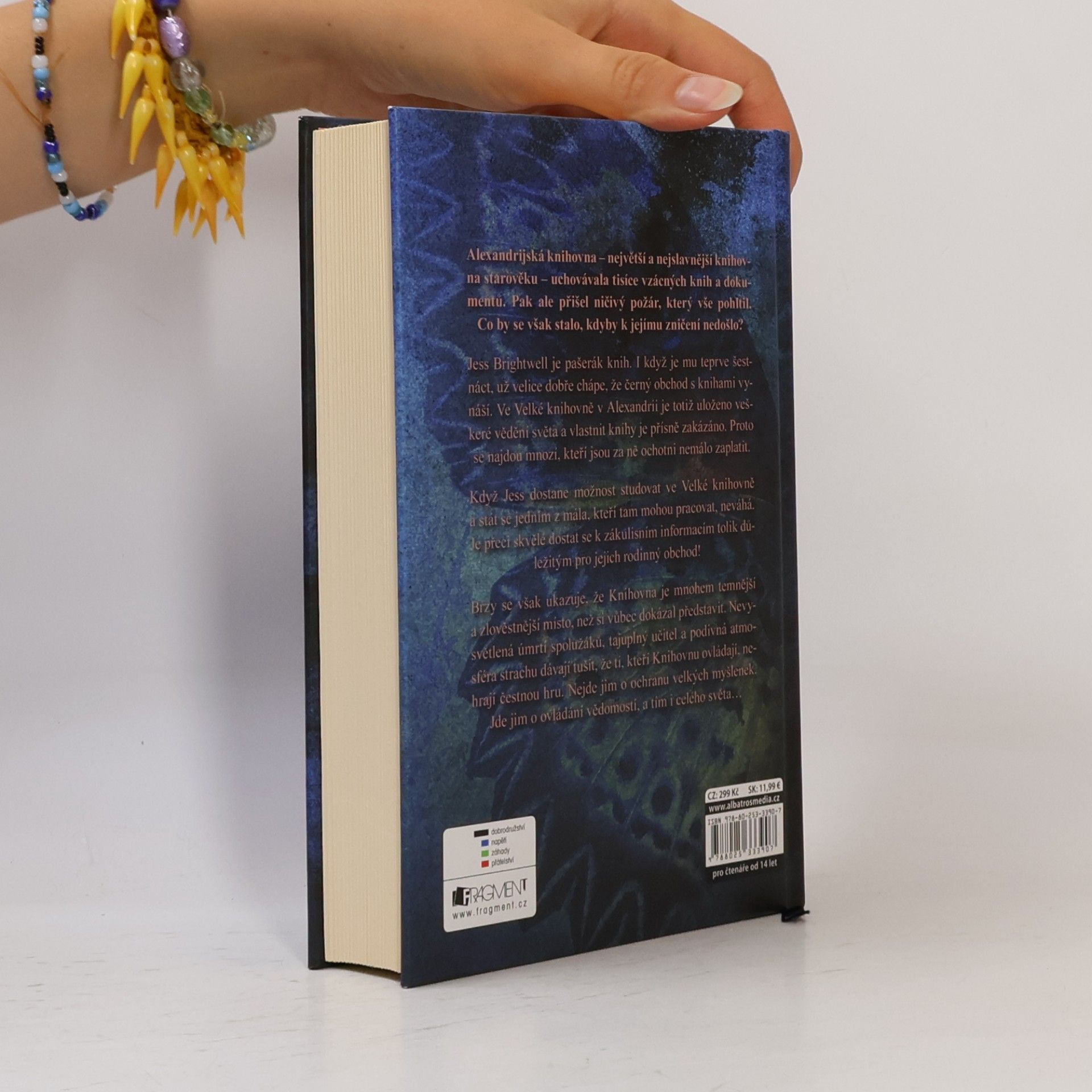Rachel Caine Velká knihovna. Z kostí a inkoustu