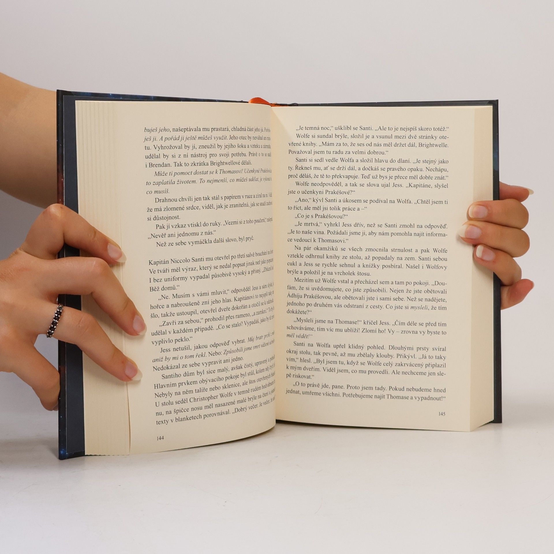 Rachel Caine Velká knihovna. Z ohně a papíru