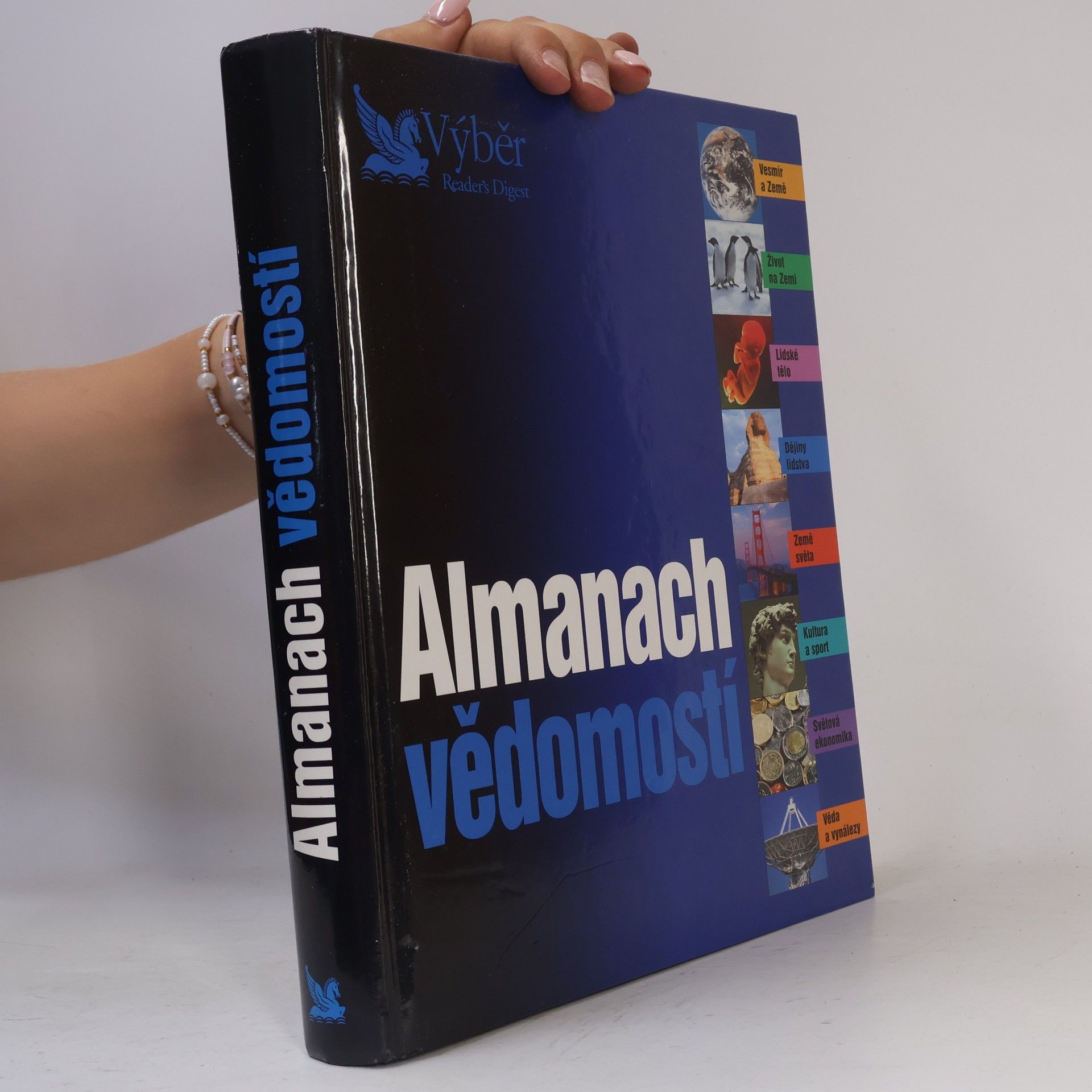 Sarah Angliss Almanach vědomostí